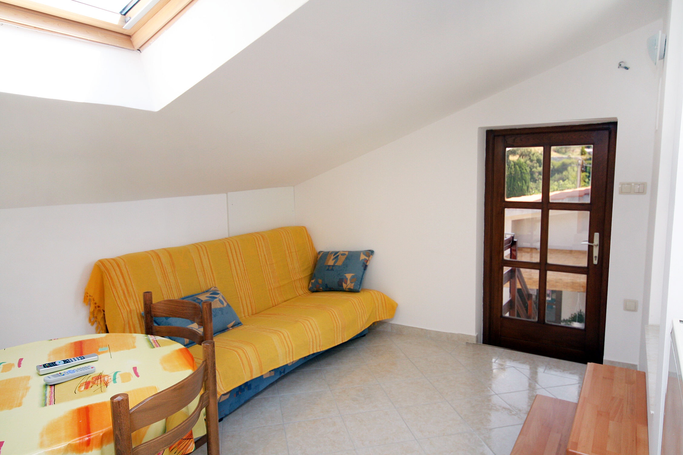 One bedroom apartment with terrace and sea view Palit, Rab (A-5039-a)