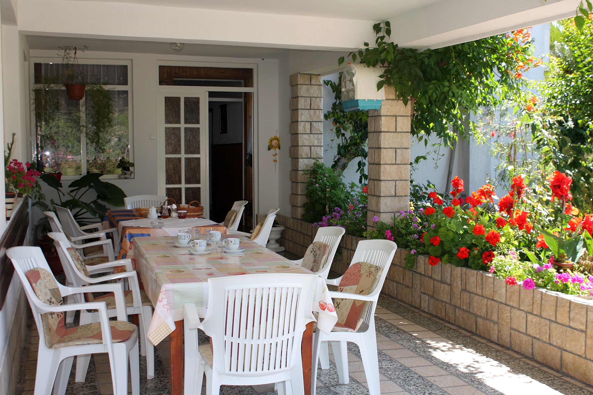 One bedroom apartment with terrace and sea view Palit, Rab (A-5039-a)