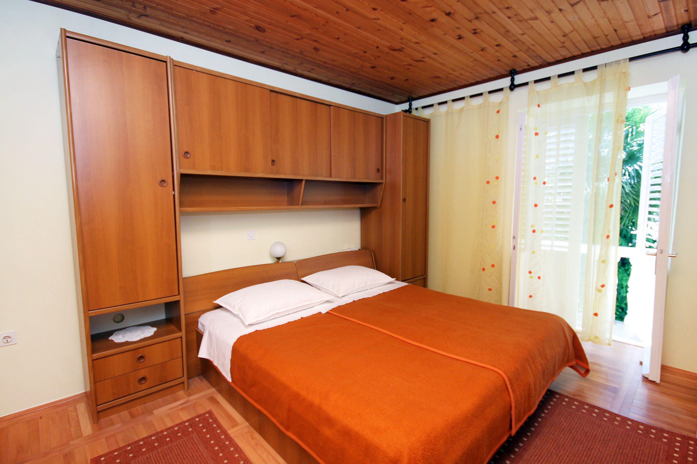 Room with balcony Palit (Rab) (S-5039-b) Room with balcony Palit (Rab) (S-5039-b)