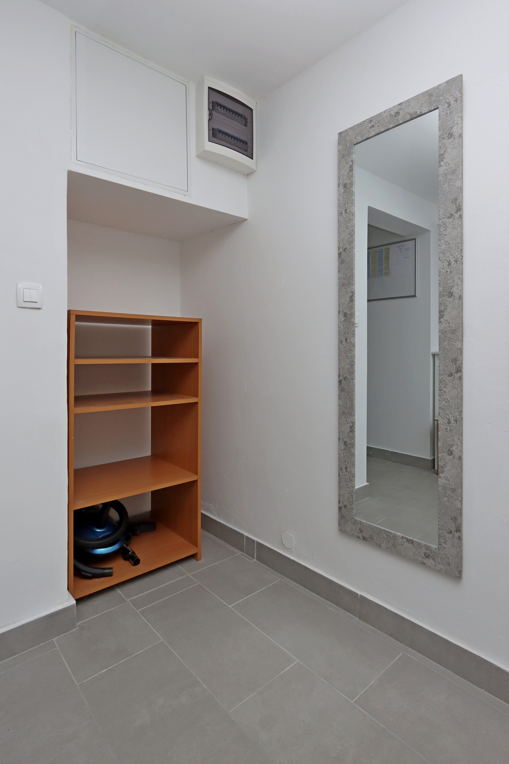 Four bedroom apartment near beach Supetarska Draga - Donja, Rab  A-a