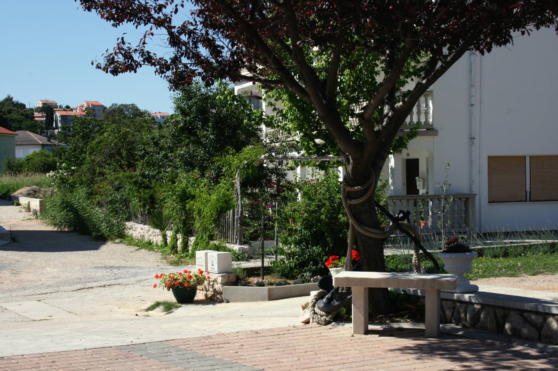 Top Rab Palit Top Rab Palit