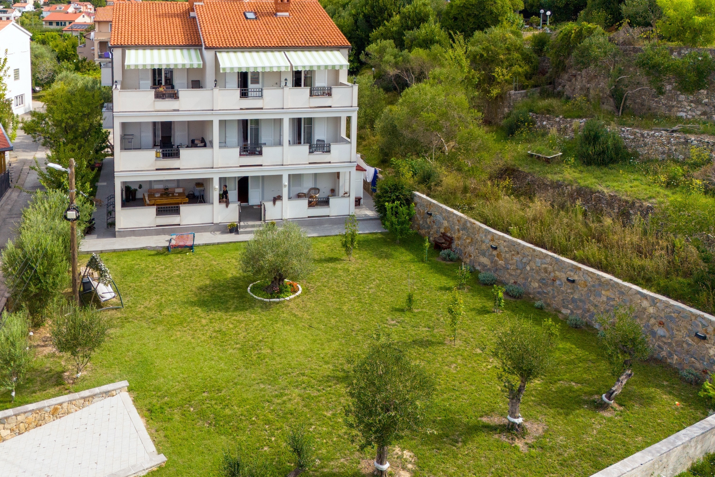 Two bedroom apartment with balcony Palit (Rab) (A-5044-b) Two bedroom apartment with balcony Palit (Rab) (A-5044-b)