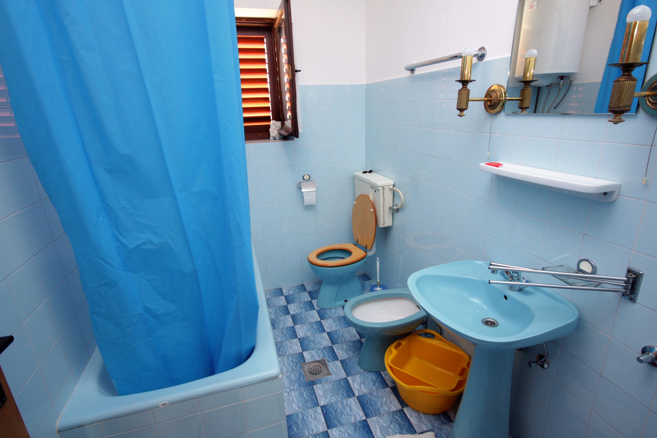 Four bedroom apartment with terrace and sea view Kampor, Rab  A-a