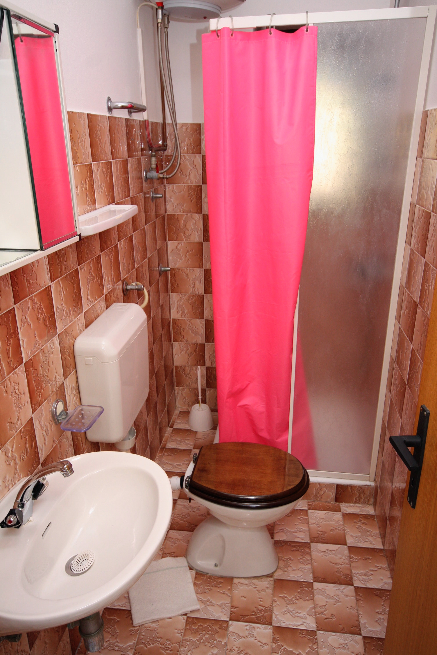 Four bedroom apartment with terrace and sea view Kampor, Rab  A-a