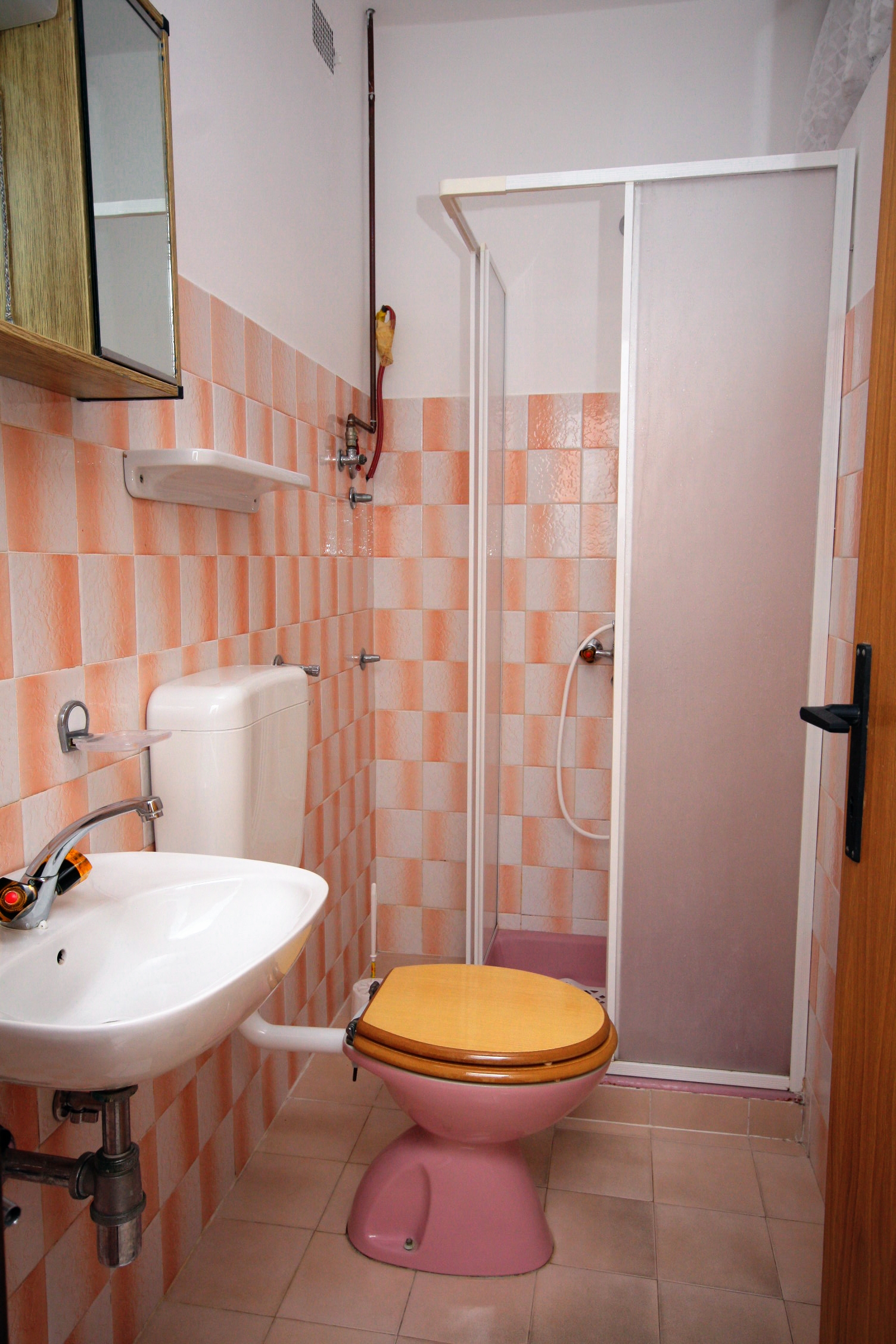 Four bedroom apartment with terrace and sea view Kampor, Rab  A-a