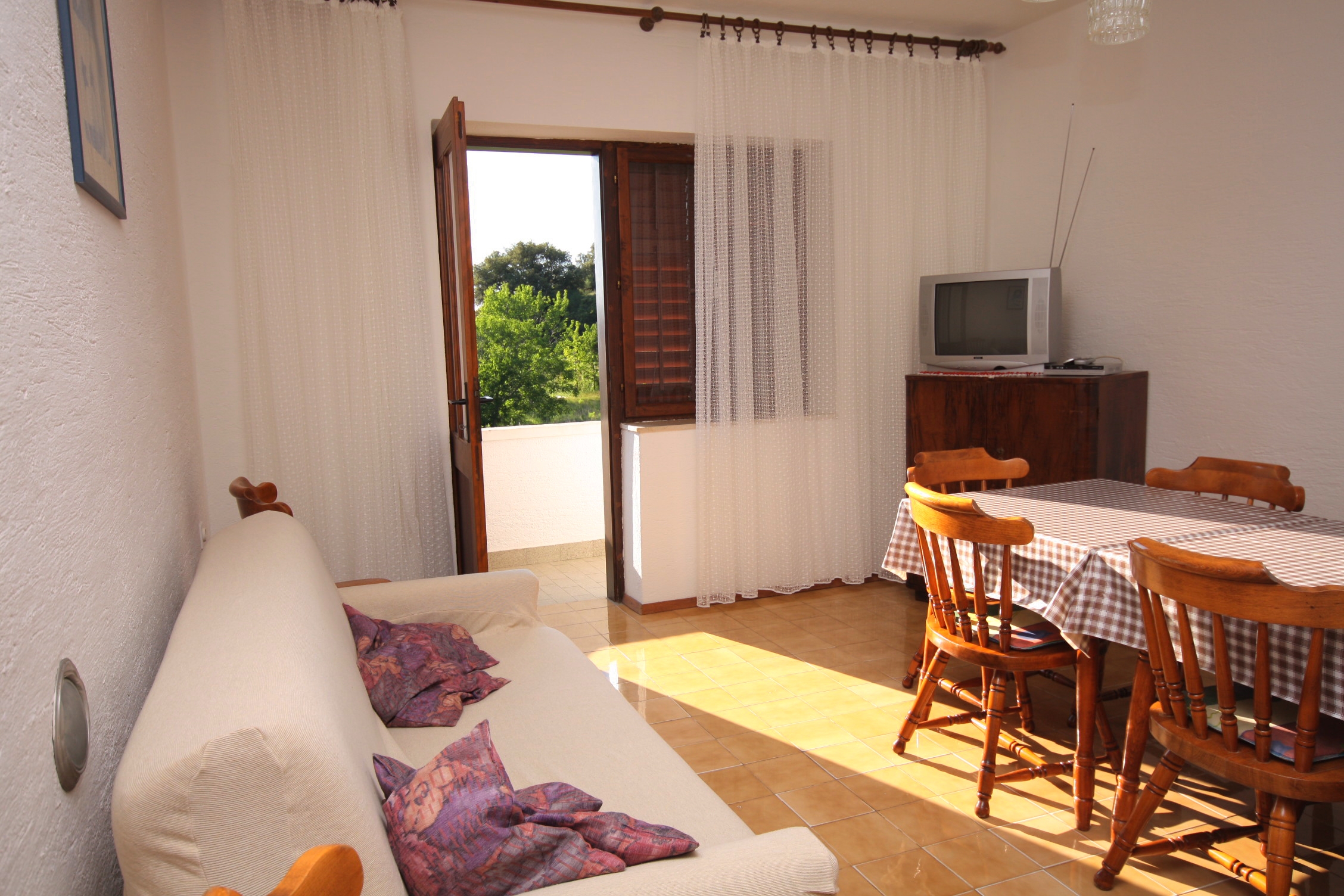 Four-bedroom apartment with terrace and sea view Kampor, Rab (A-5051-a)