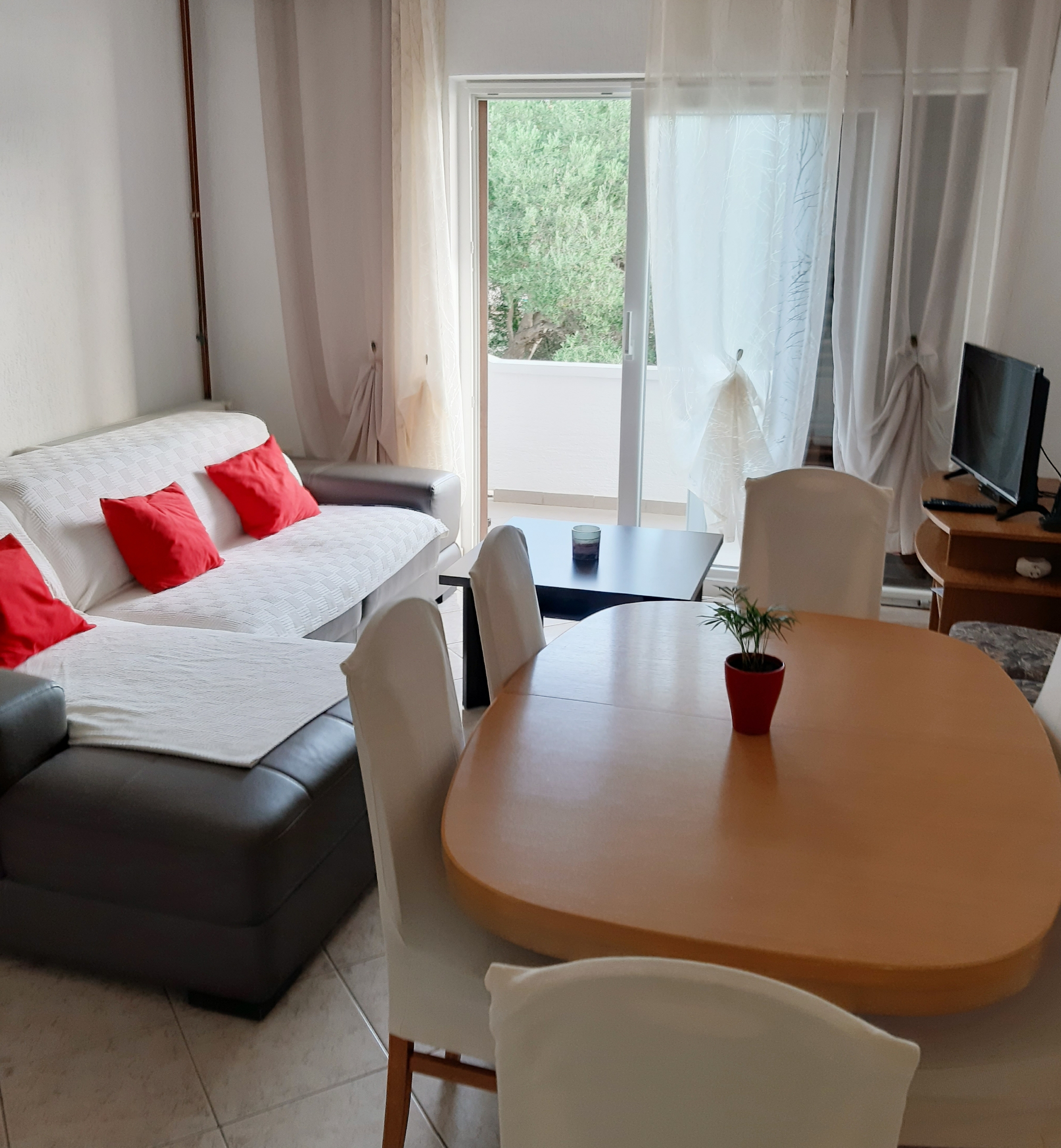 Four bedroom apartment with terrace and sea view Kampor, Rab  A-b