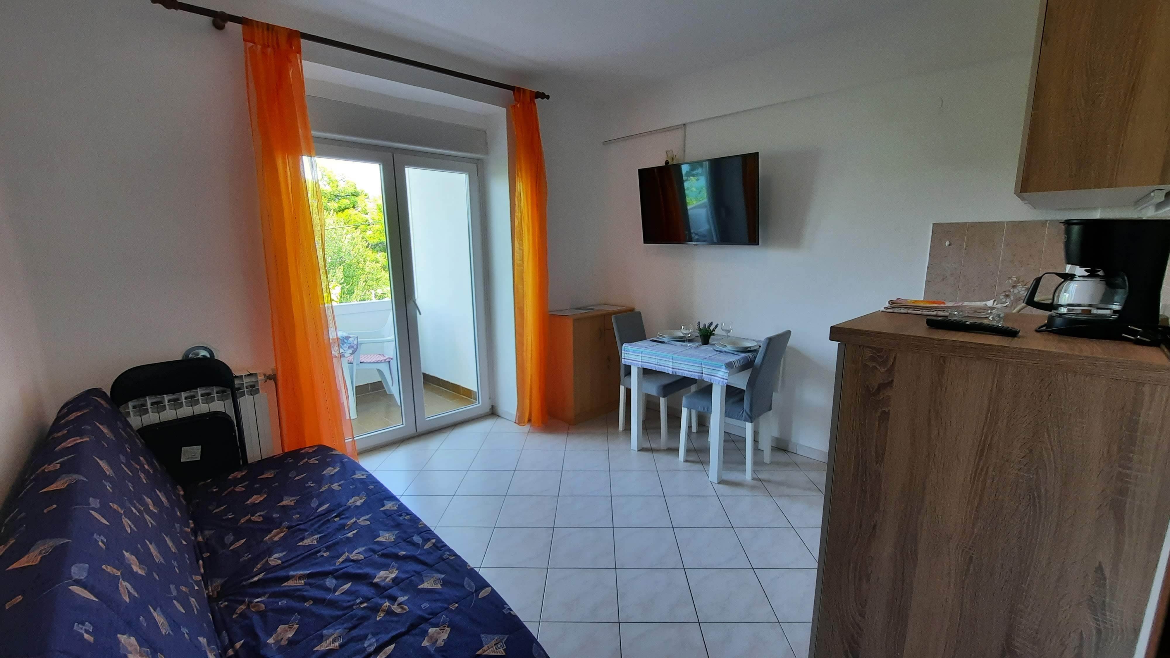 One bedroom apartment near beach Supetarska Draga - Gornja, Rab (A-5054-b)