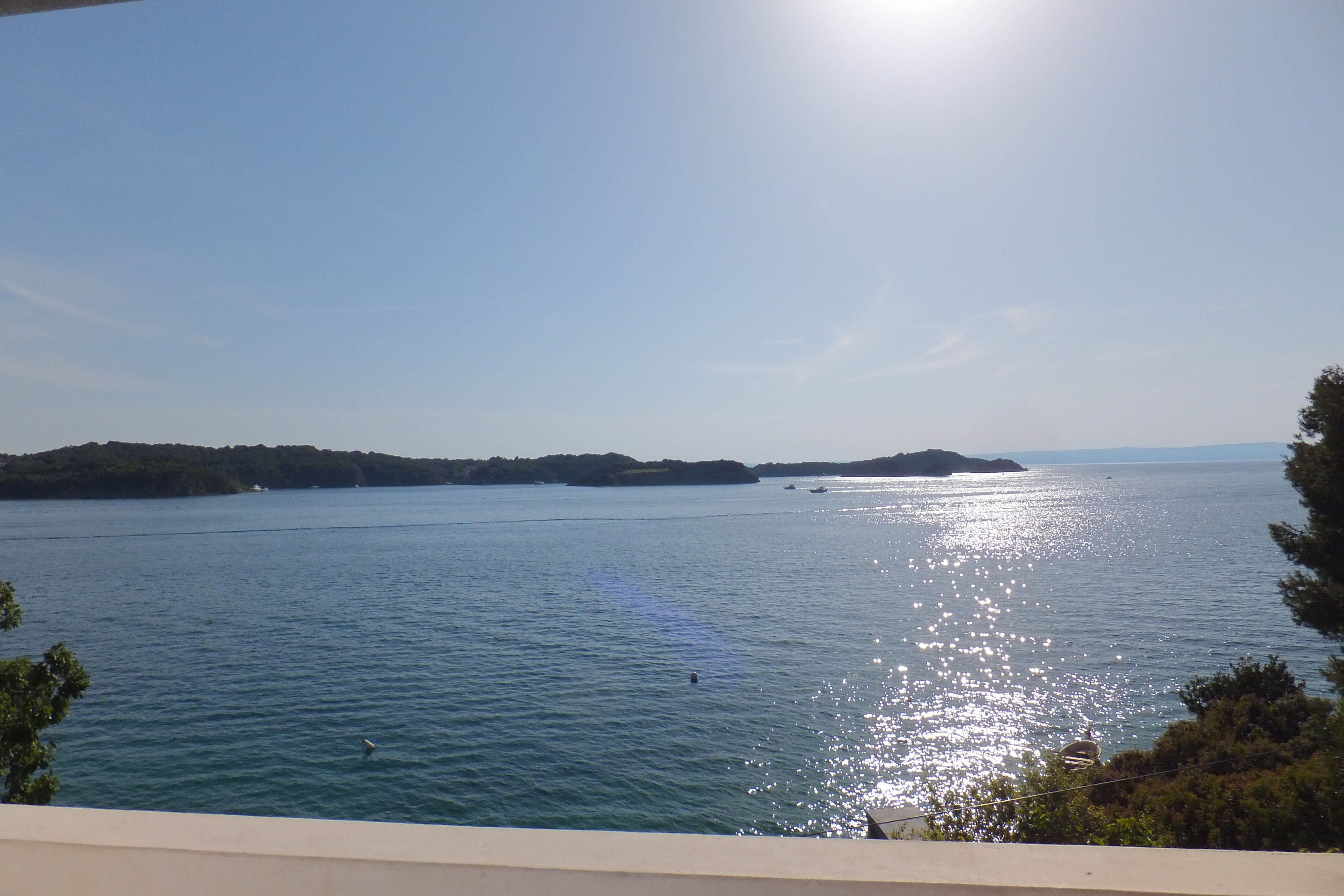 One bedroom apartment near beach Supetarska Draga - Gornja, Rab  A-c