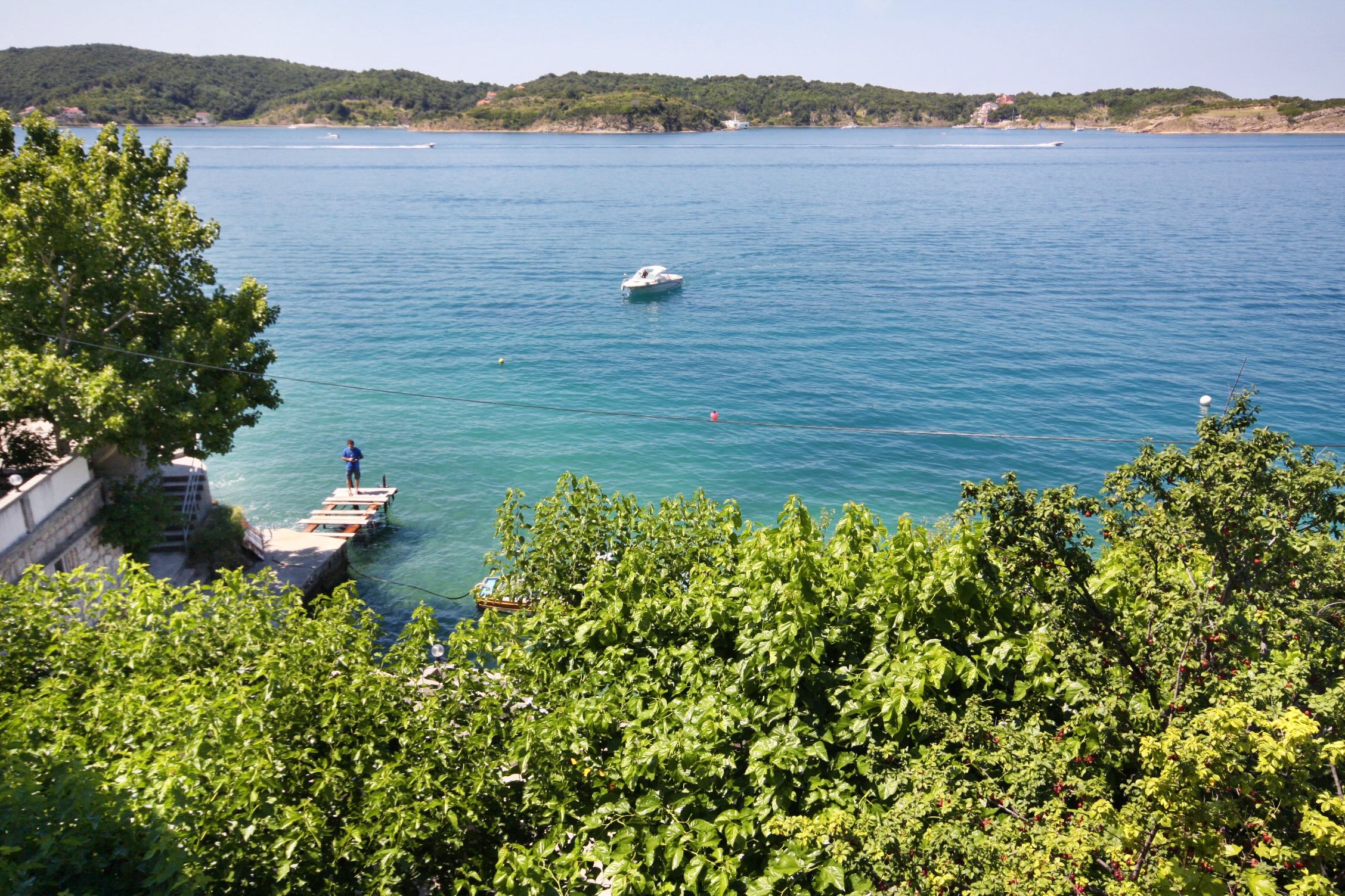 One bedroom apartment near beach Supetarska Draga - Gornja, Rab  A-e