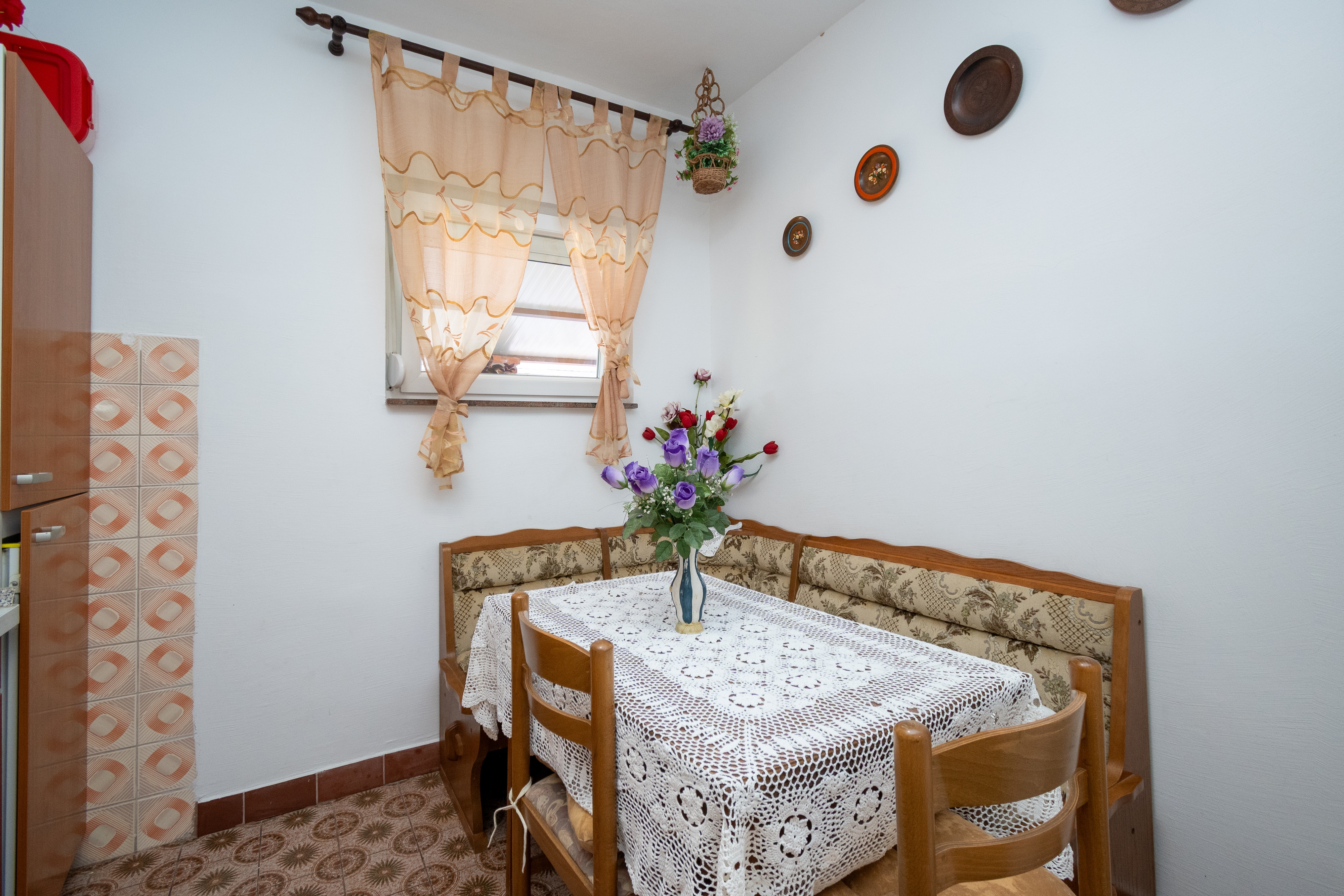 Two bedroom apartment with terrace and sea view Kampor, Rab (A-5056-a)