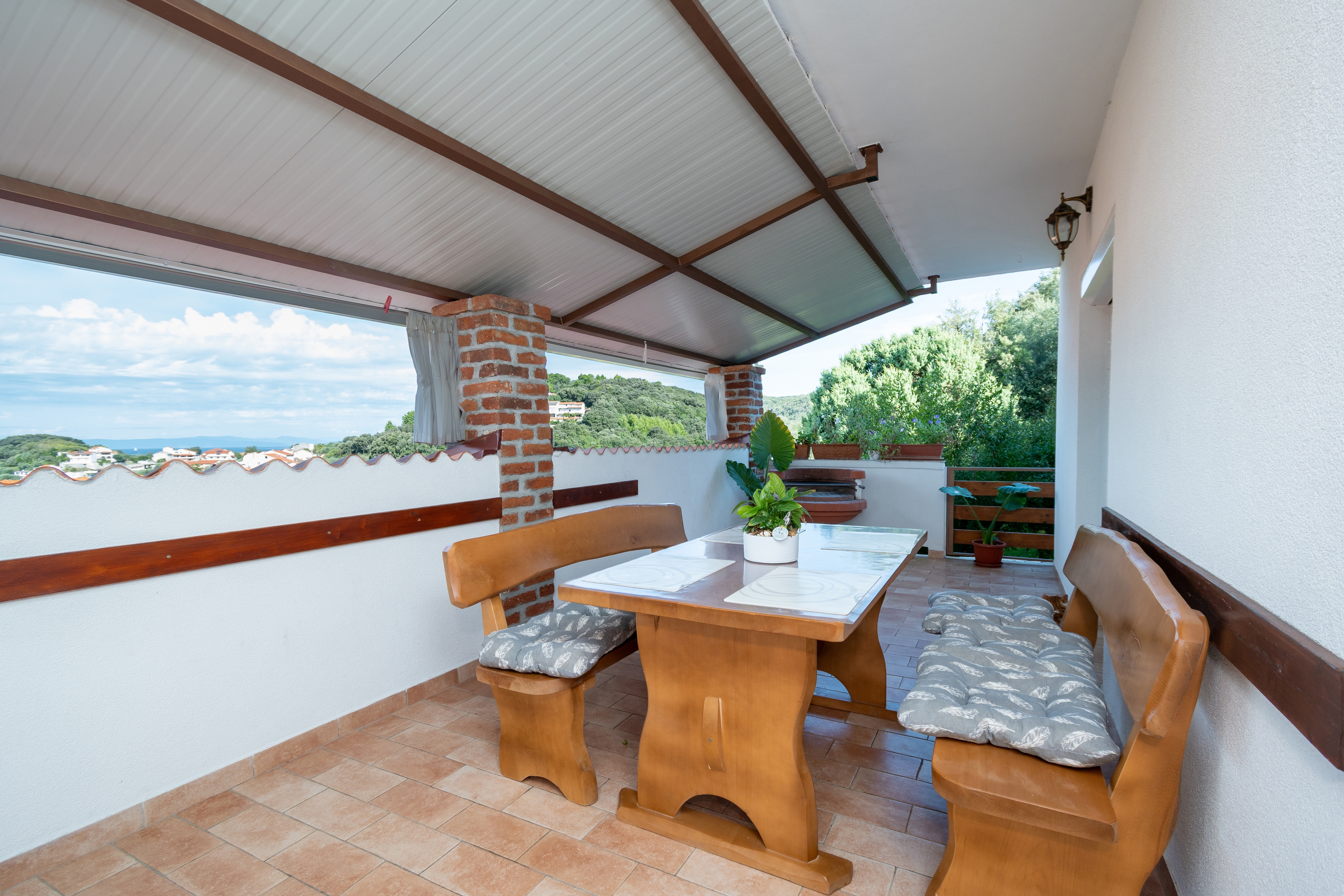 Two bedroom apartment with terrace and sea view Kampor, Rab  A-a