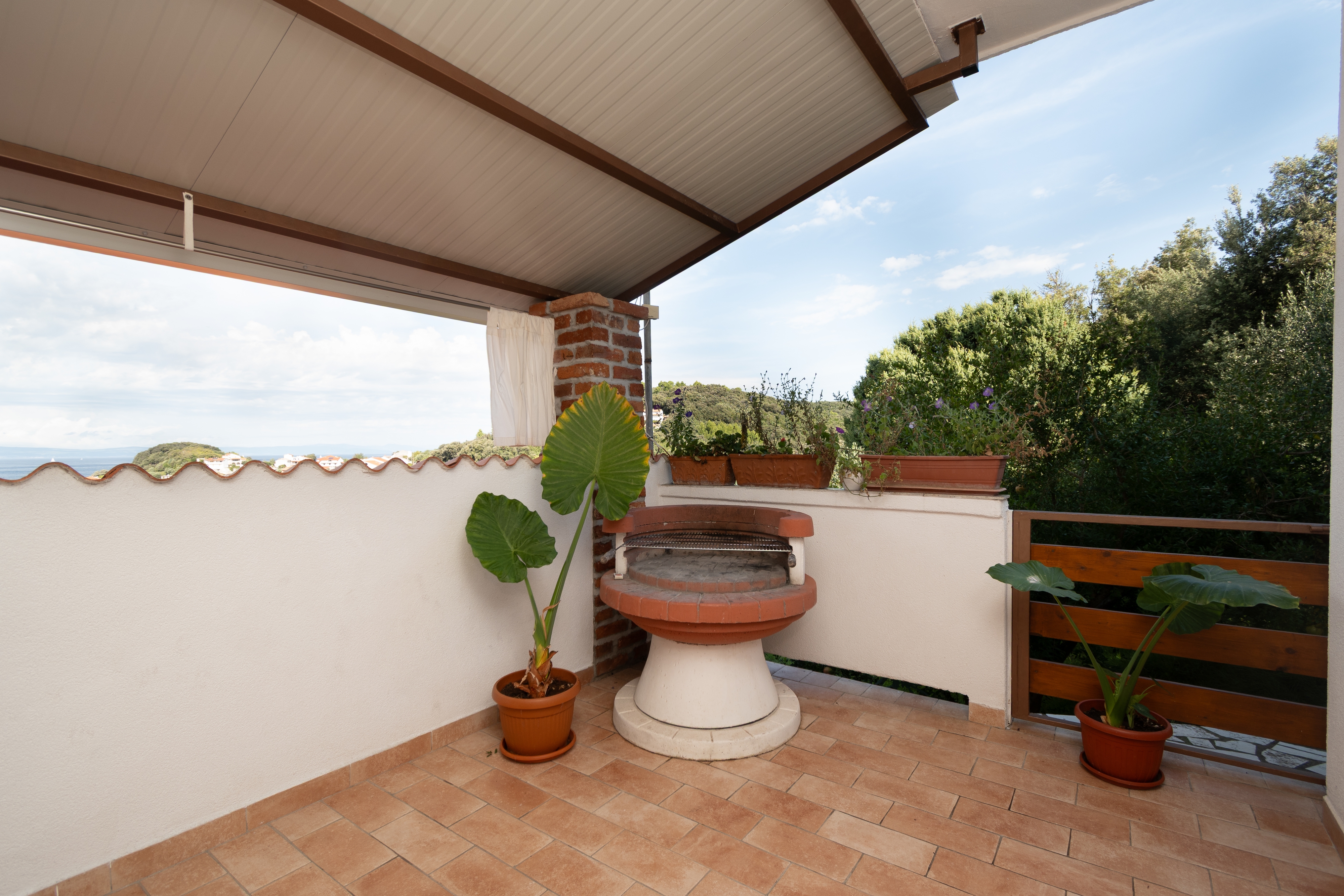 Two bedroom apartment with terrace and sea view Kampor, Rab  A-a