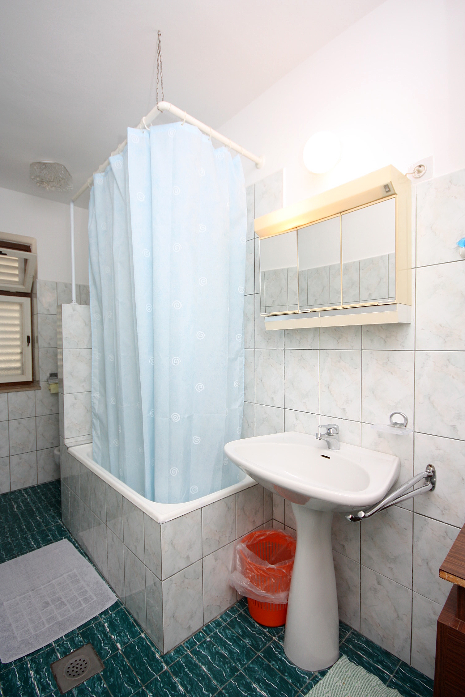 Two bedroom apartment with terrace and sea view Kampor, Rab  A-a