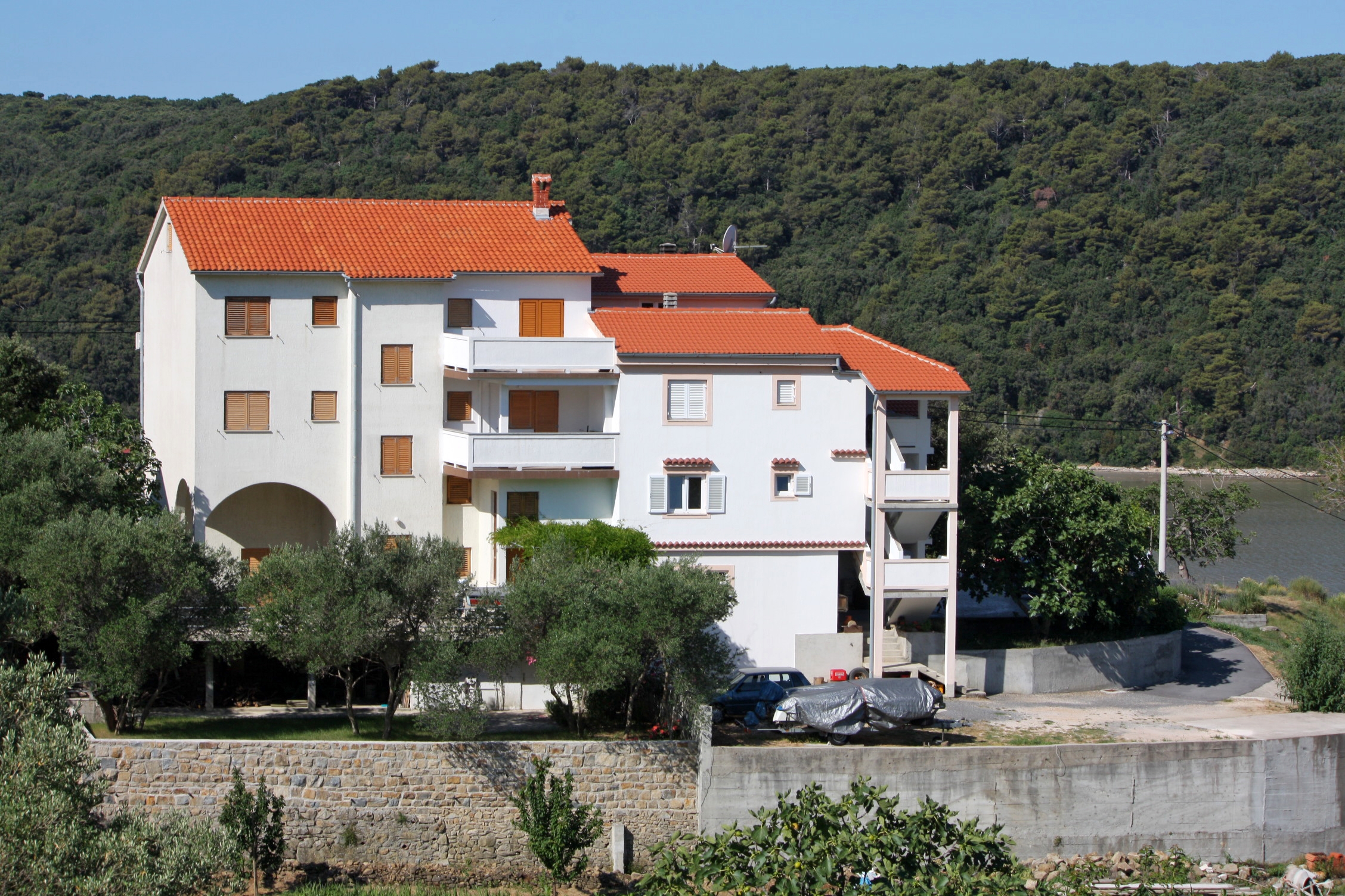 Dvosobni apartman s terasom i pogledom na more Kampor, Rab  A-a