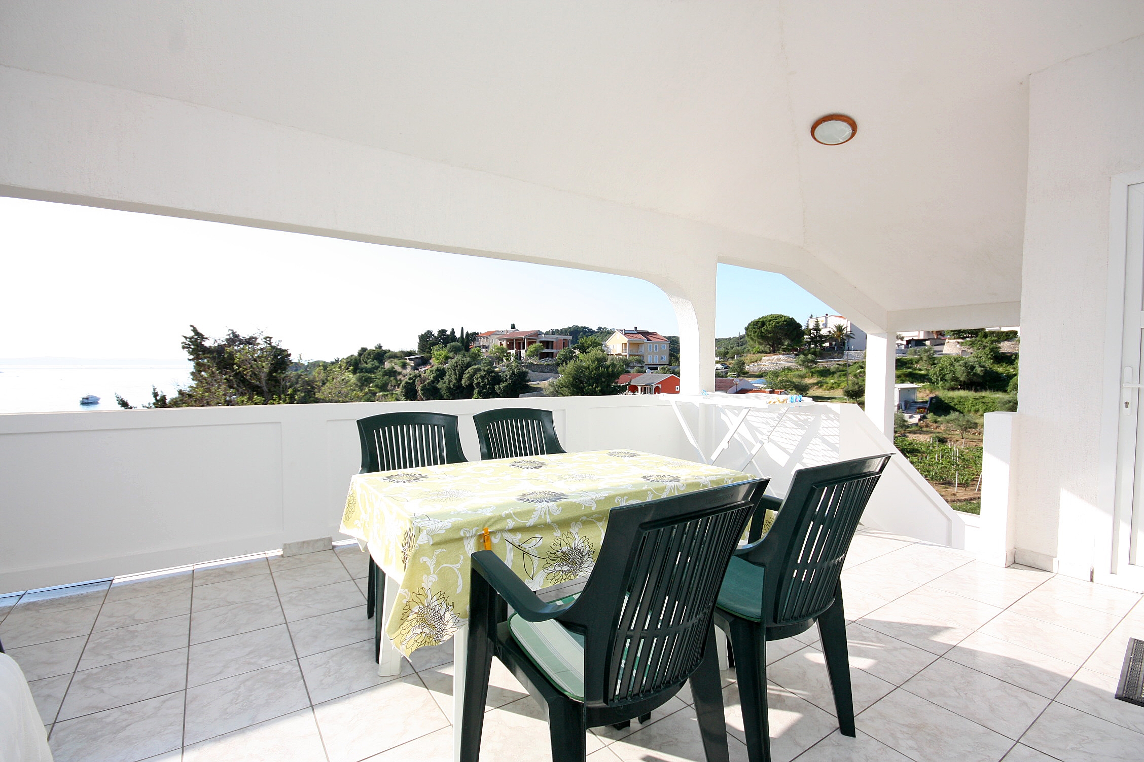 Two bedroom apartment with terrace and sea view Kampor, Rab (A-5059-a) Two bedroom apartment with terrace and sea view Kampor, Rab (A-5059-a)