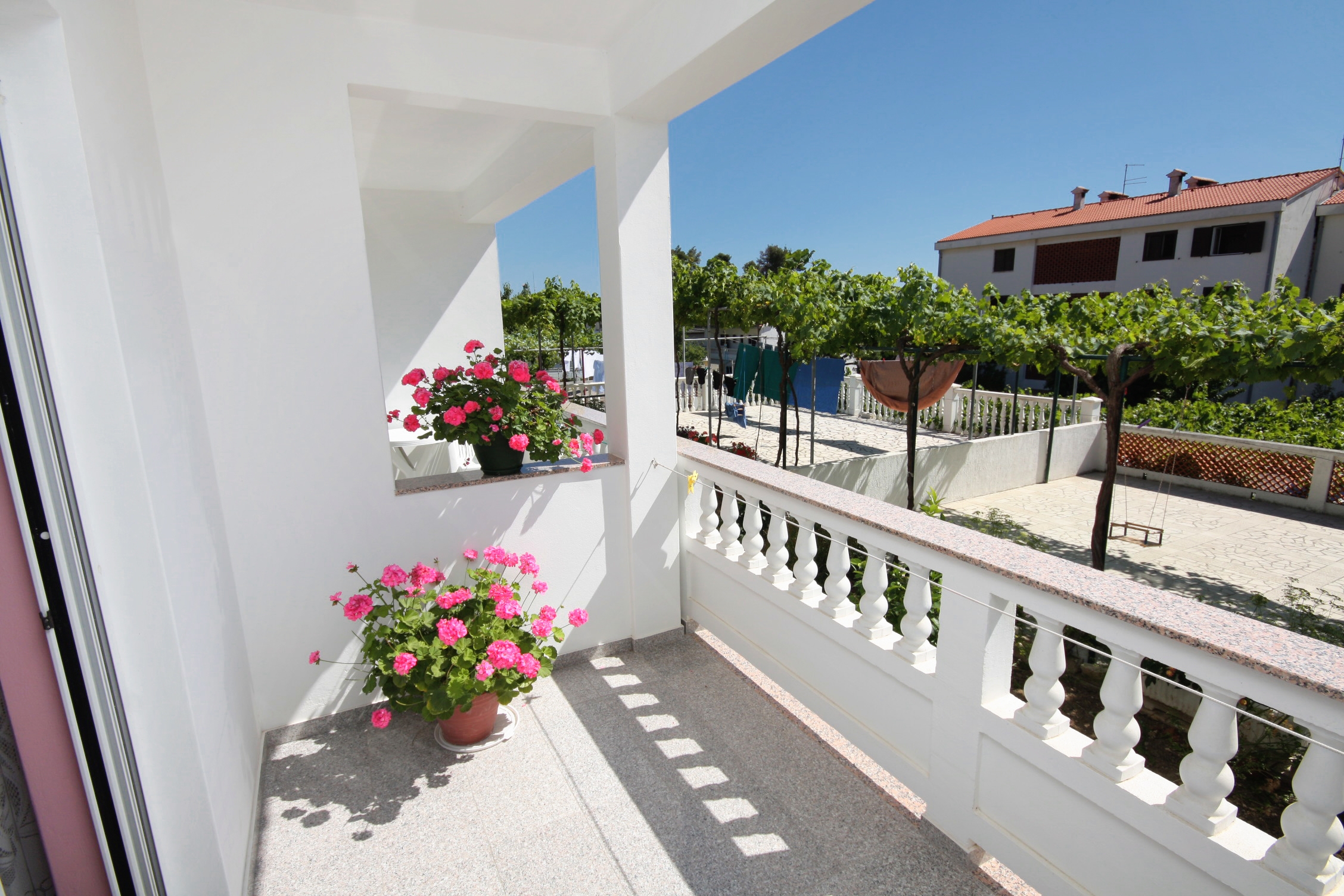 Top Rab Palit Top Rab Palit