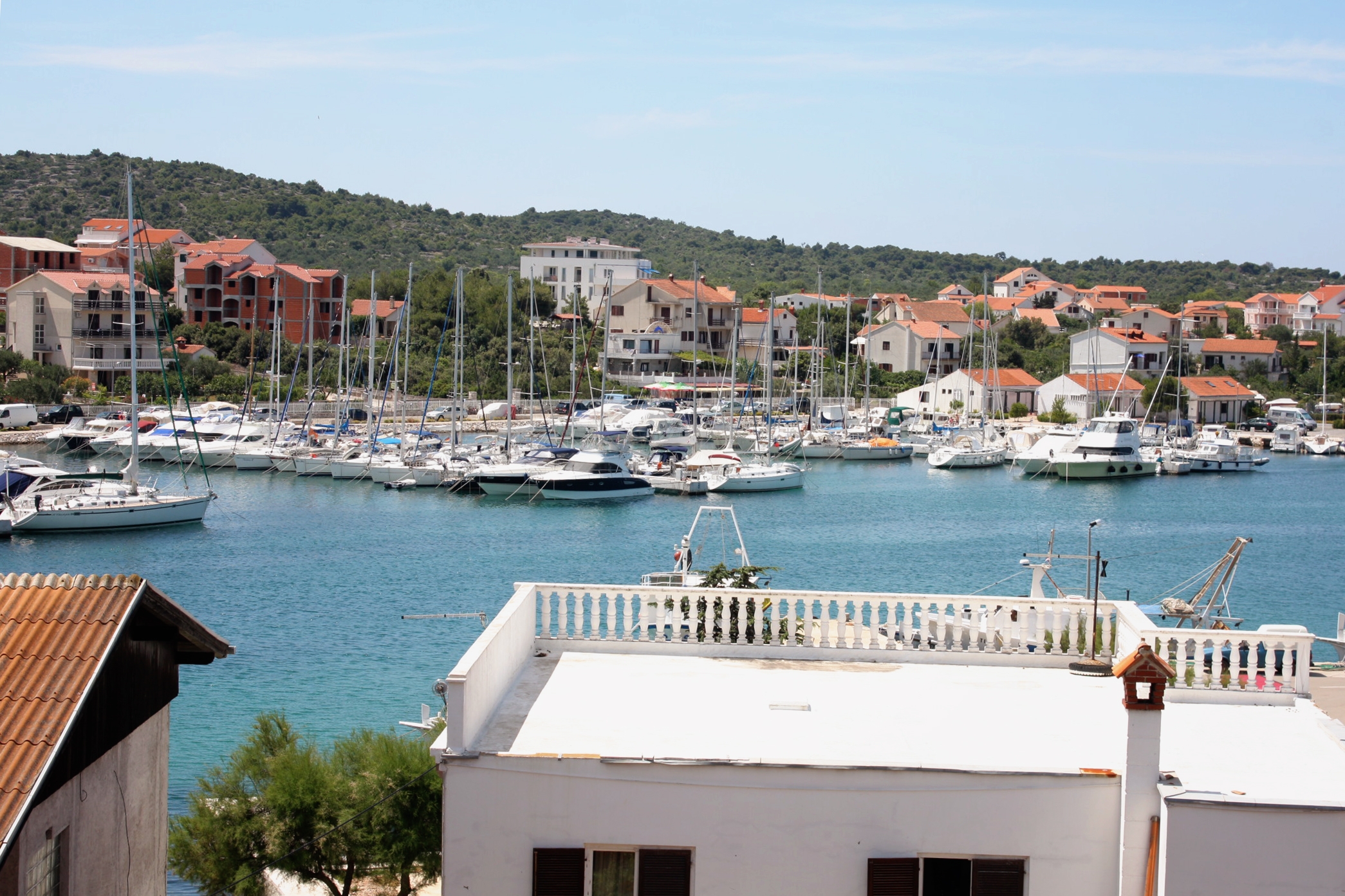 One bedroom apartment with terrace and sea view Jezera, Murter  A-a