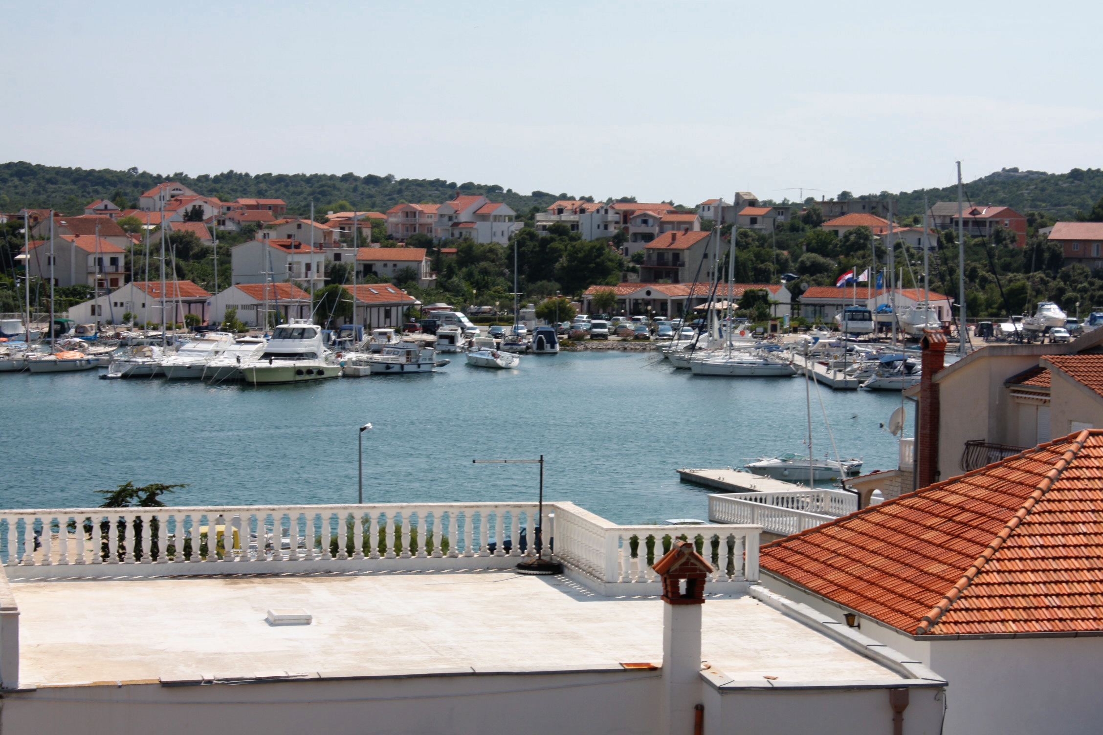Two bedroom apartment with terrace and sea view Jezera, Murter  A-b
