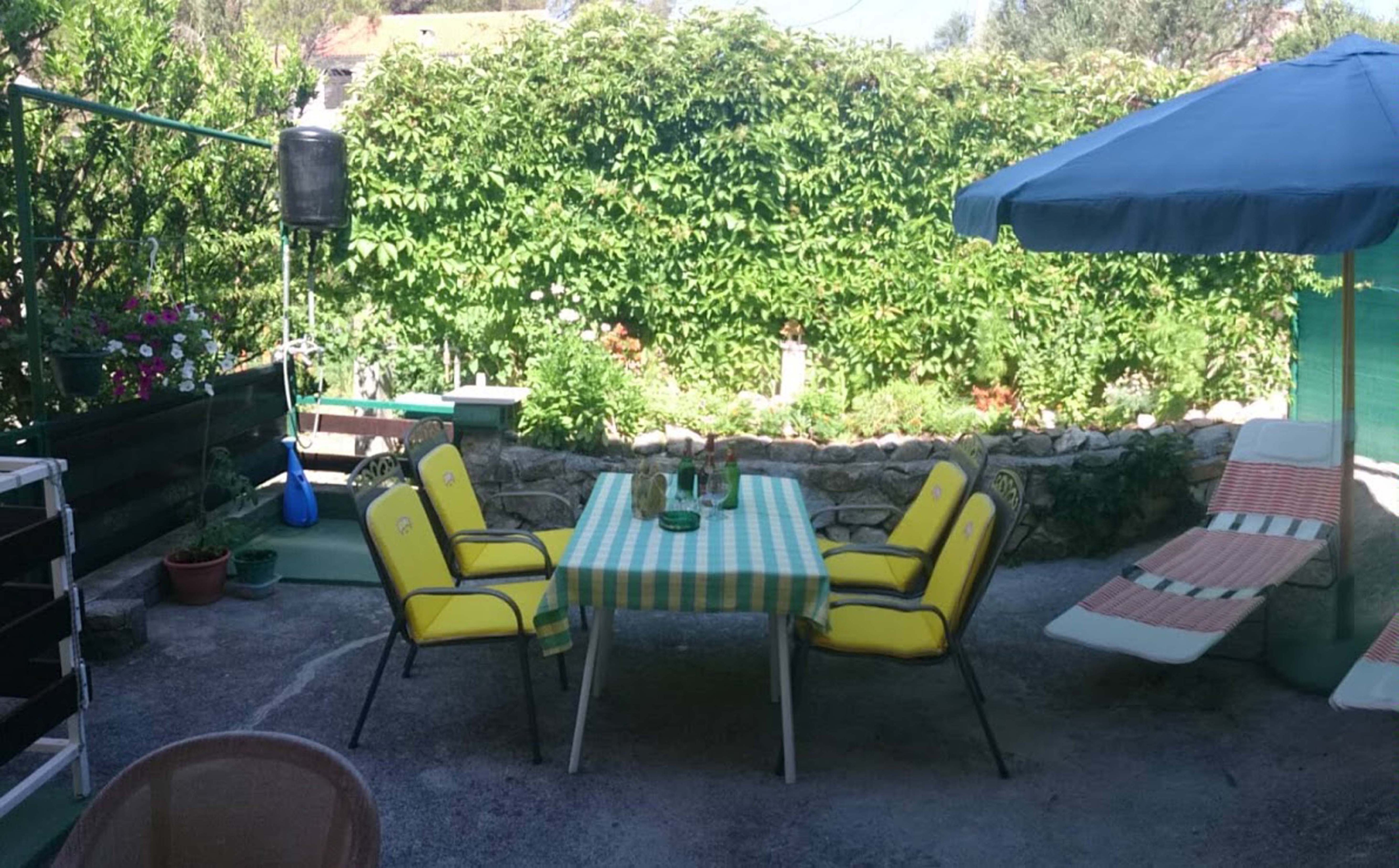 One bedroom apartment with terrace Palit, Rab (A-5067-a)