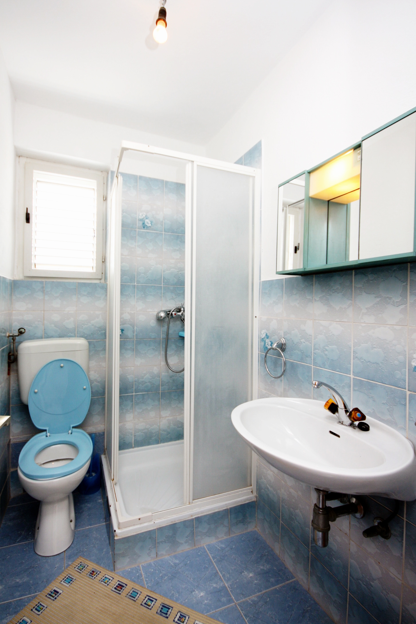 Top Rab Barbat Top Rab Barbat