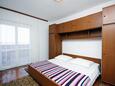 Spálňa 1 Barbat, Spálňa 1 v ubytovacej jednotke apartment, domáci miláčikovia povolení a WiFi.