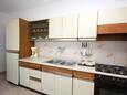 Barbat, Kitchen in the apartment, (pet friendly) and WiFi.