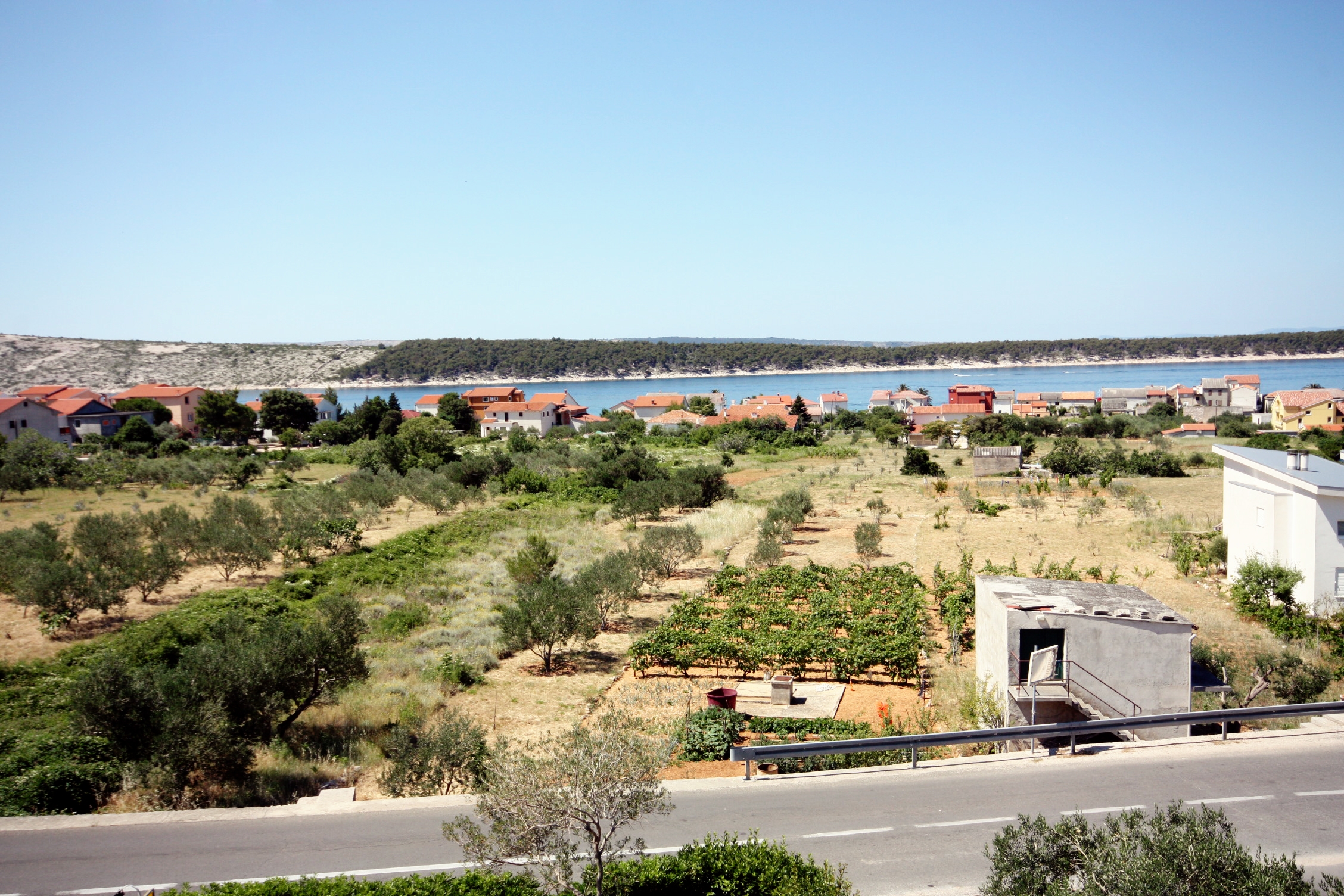 Two bedroom apartment with terrace and sea view Barbat, Rab  A-a