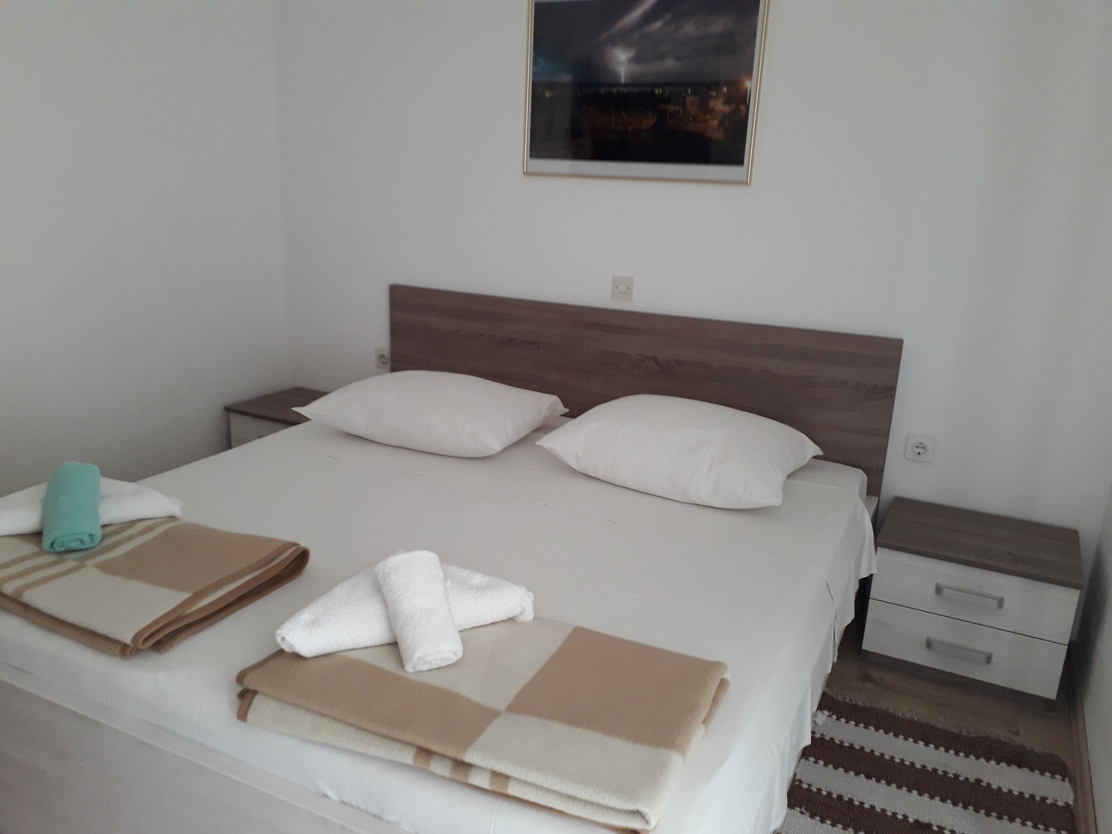 Two bedroom apartment with terrace and sea view Barbat (Rab) (A-5070-b)
