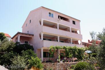 Barbat, Rab, Hébergement 5070 - Appartements et chambres avec une plage de galets.