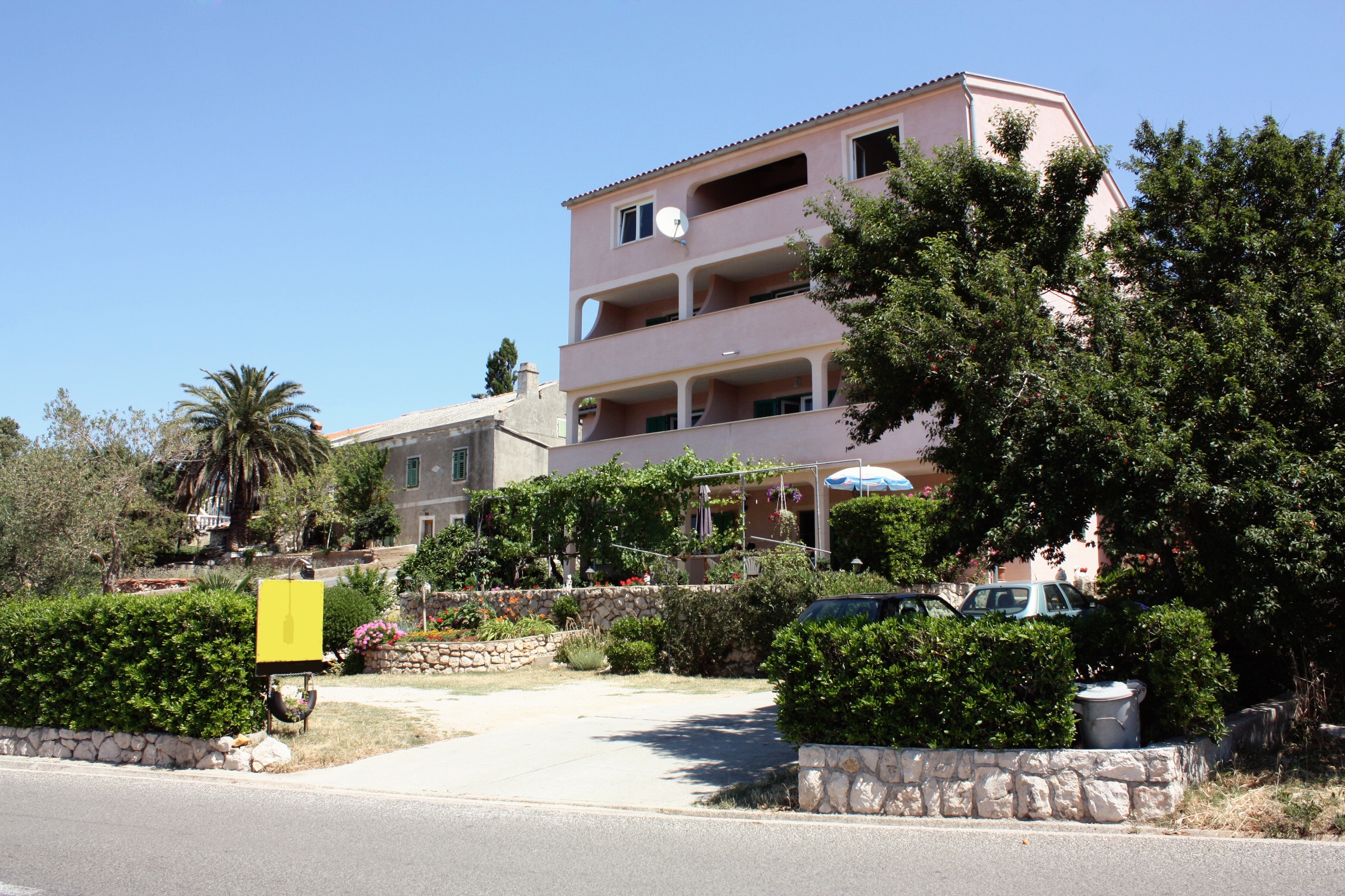 Top Rab Barbat Top Rab Barbat