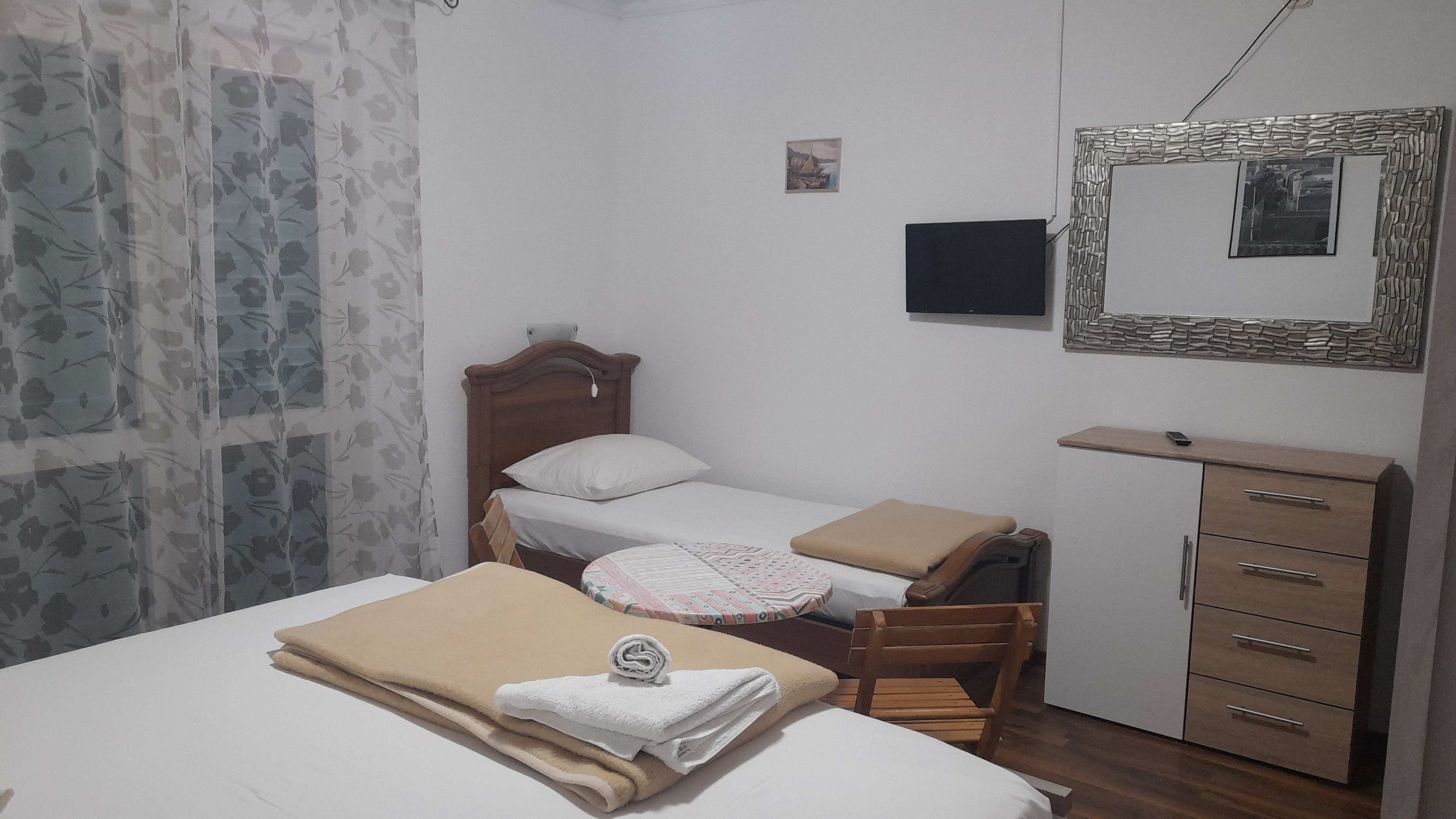 Room with terrace and sea view Barbat, Rab (S-5070-b)