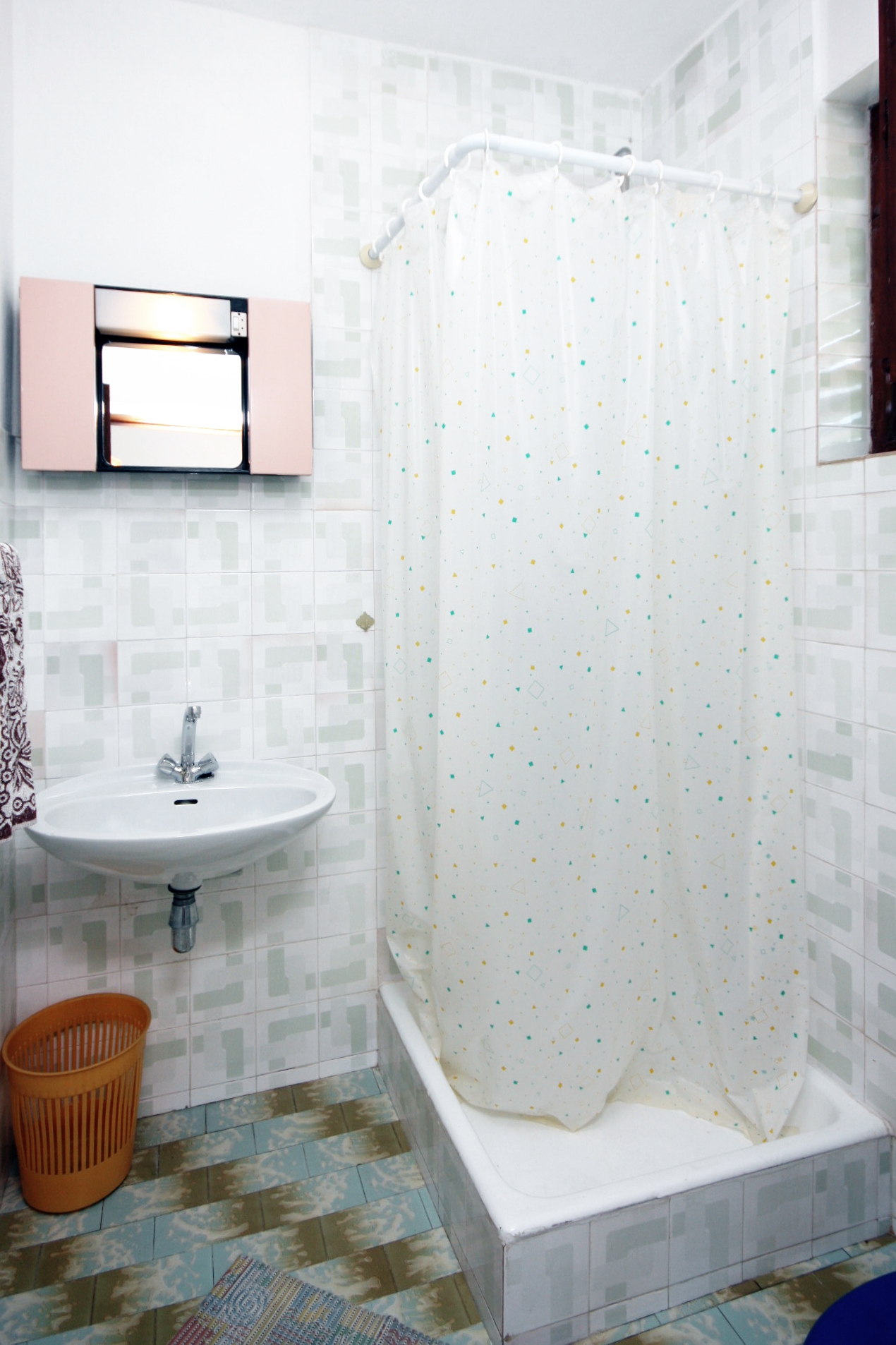 Top Rab Barbat Top Rab Barbat