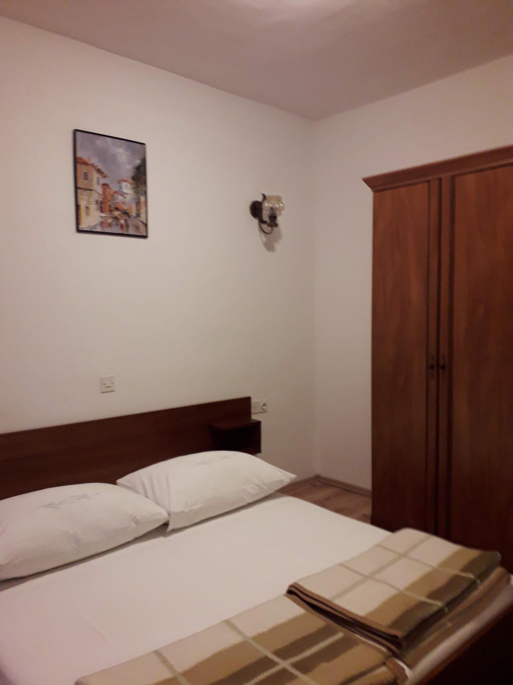 Top Rab Barbat Top Rab Barbat