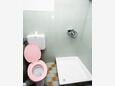Barbat, Shared bathroom in the room, (pet friendly) and WiFi.