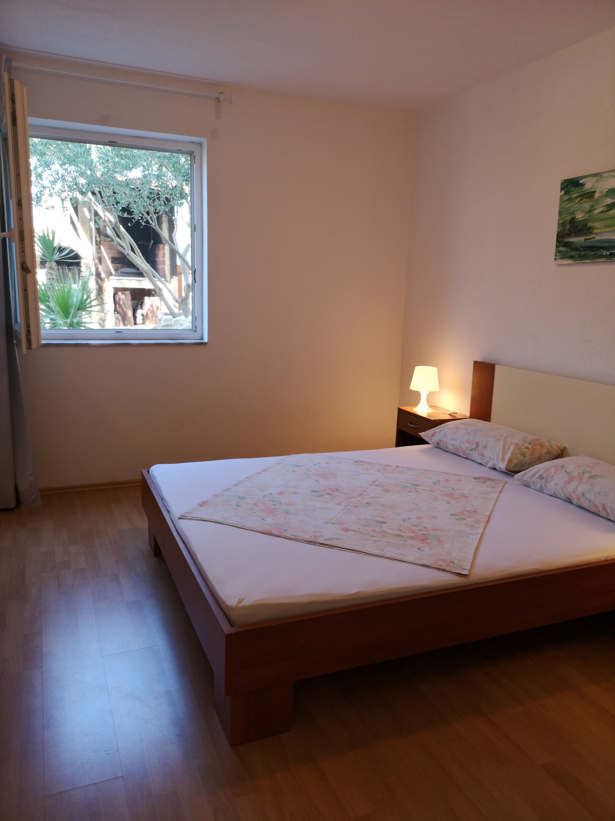 One bedroom apartment with terrace Banjol, Rab  A-a
