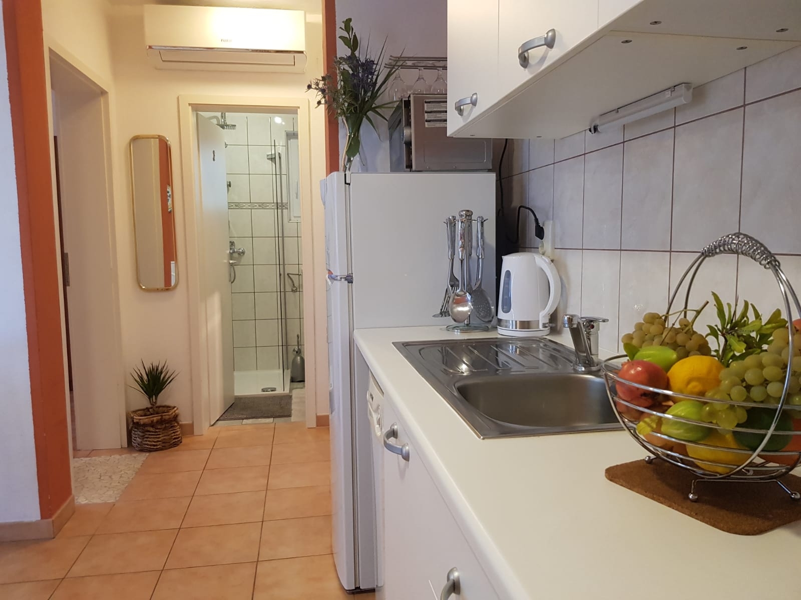 One bedroom apartment with terrace Banjol, Rab  A-a