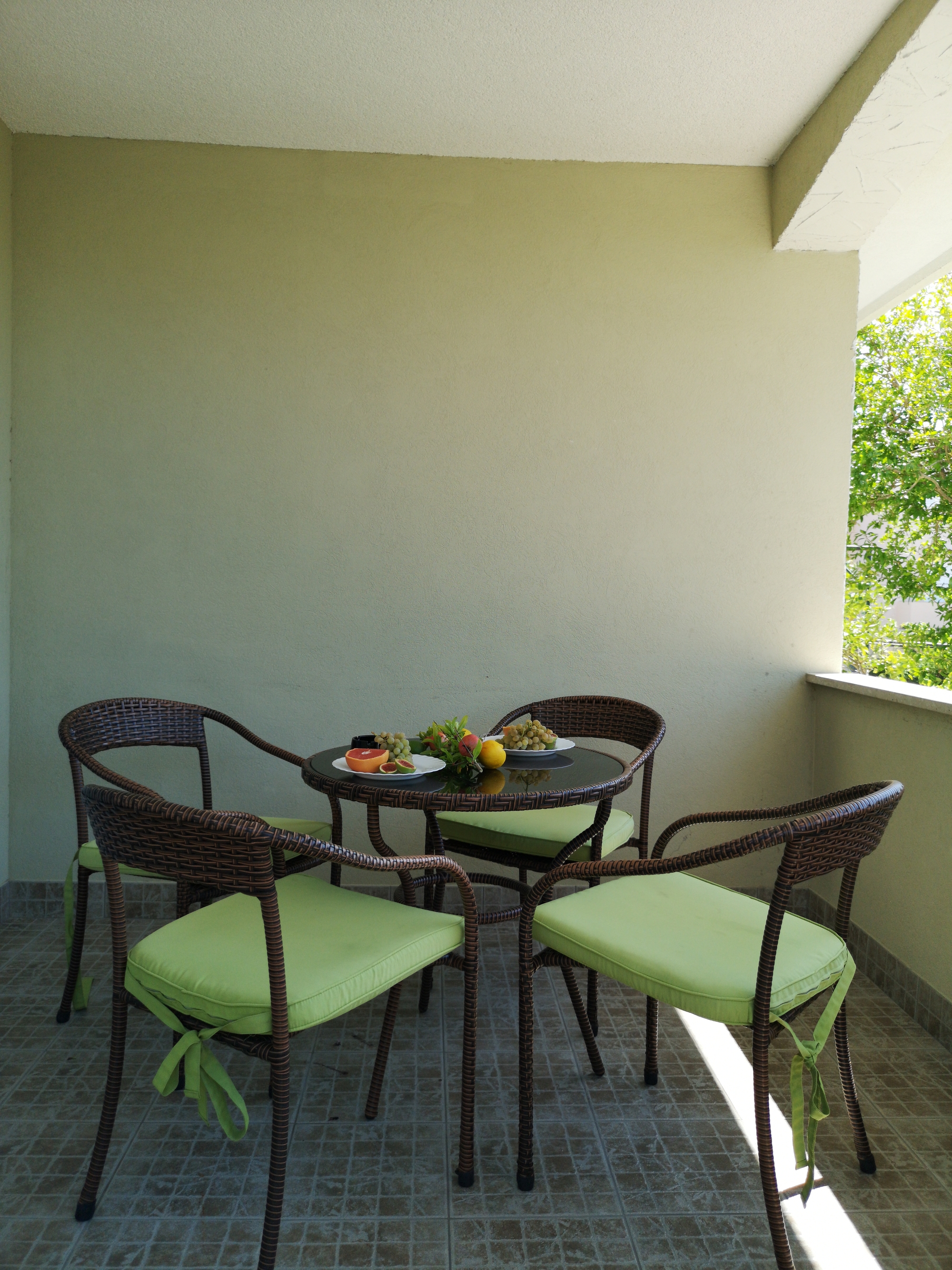 One bedroom apartment with terrace Banjol, Rab  A-a