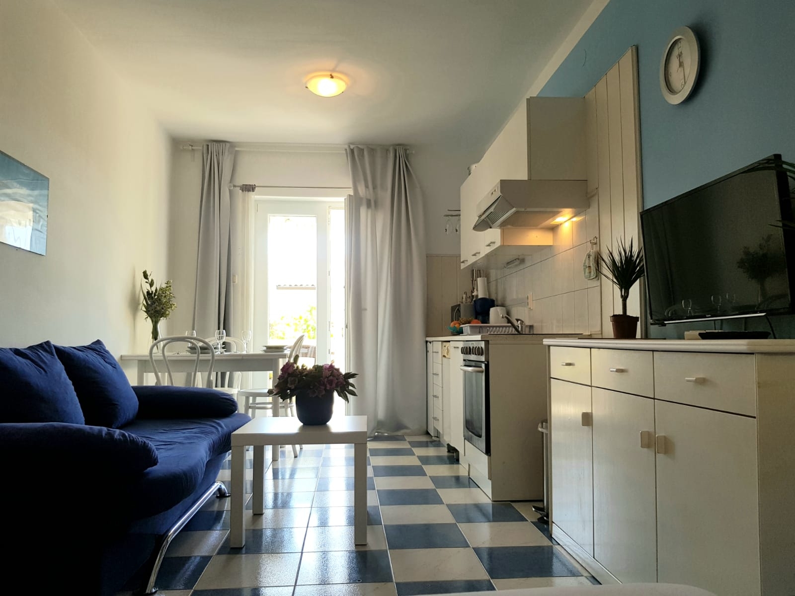 Studio flat with terrace Banjol, Rab  AS-a