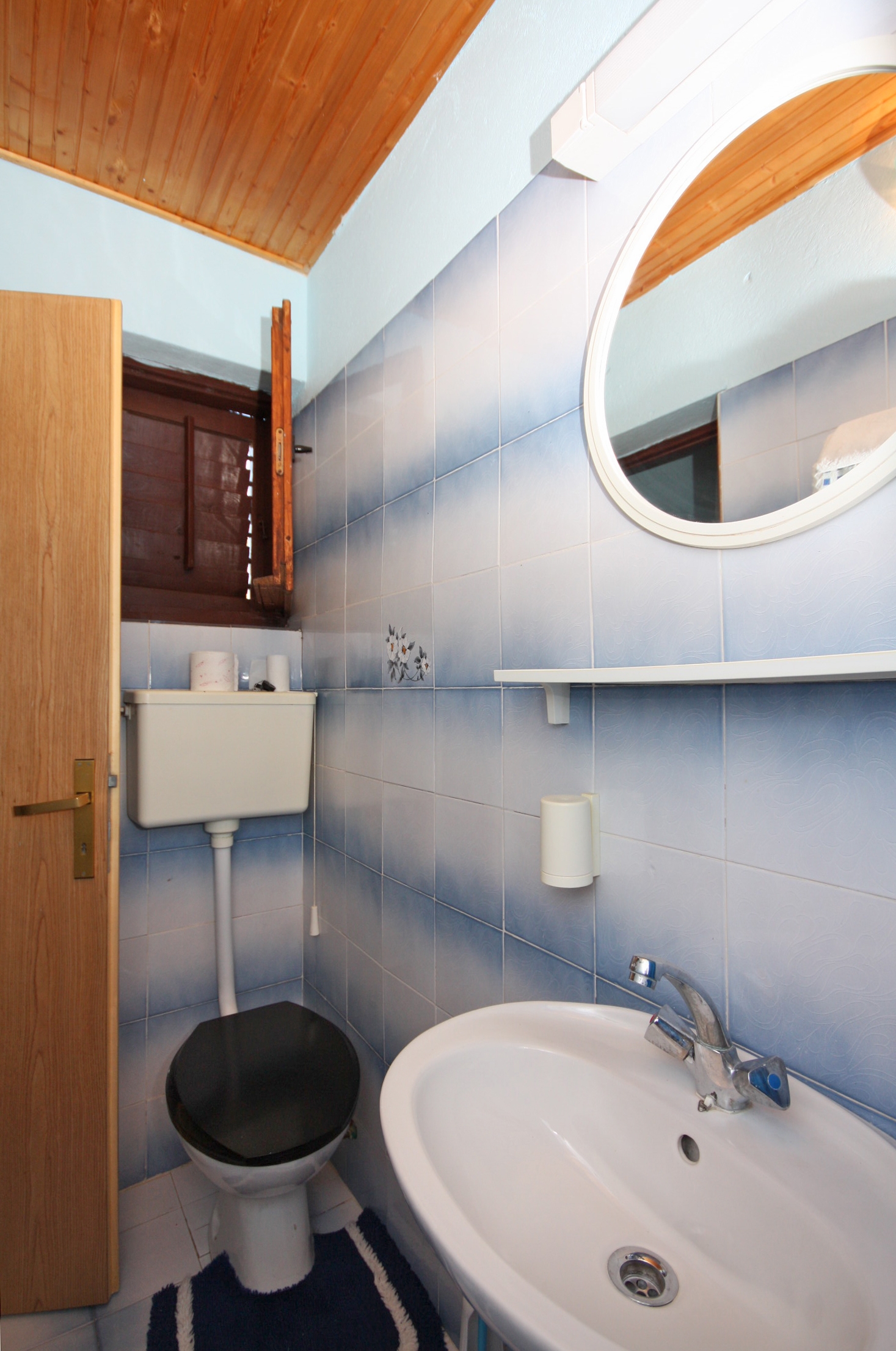 Two bedroom apartment with terrace Mundanije, Rab  A-c