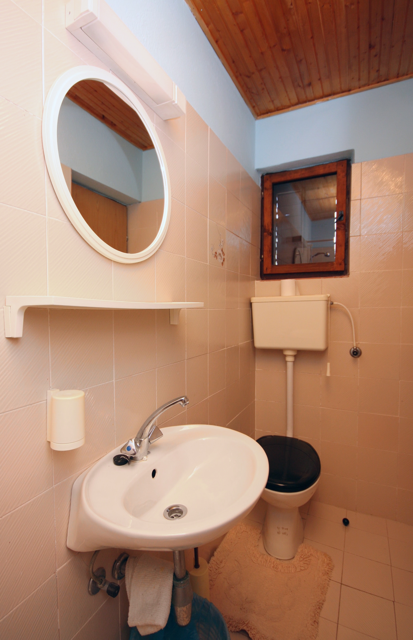 Two bedroom apartment with terrace Mundanije, Rab  A-c