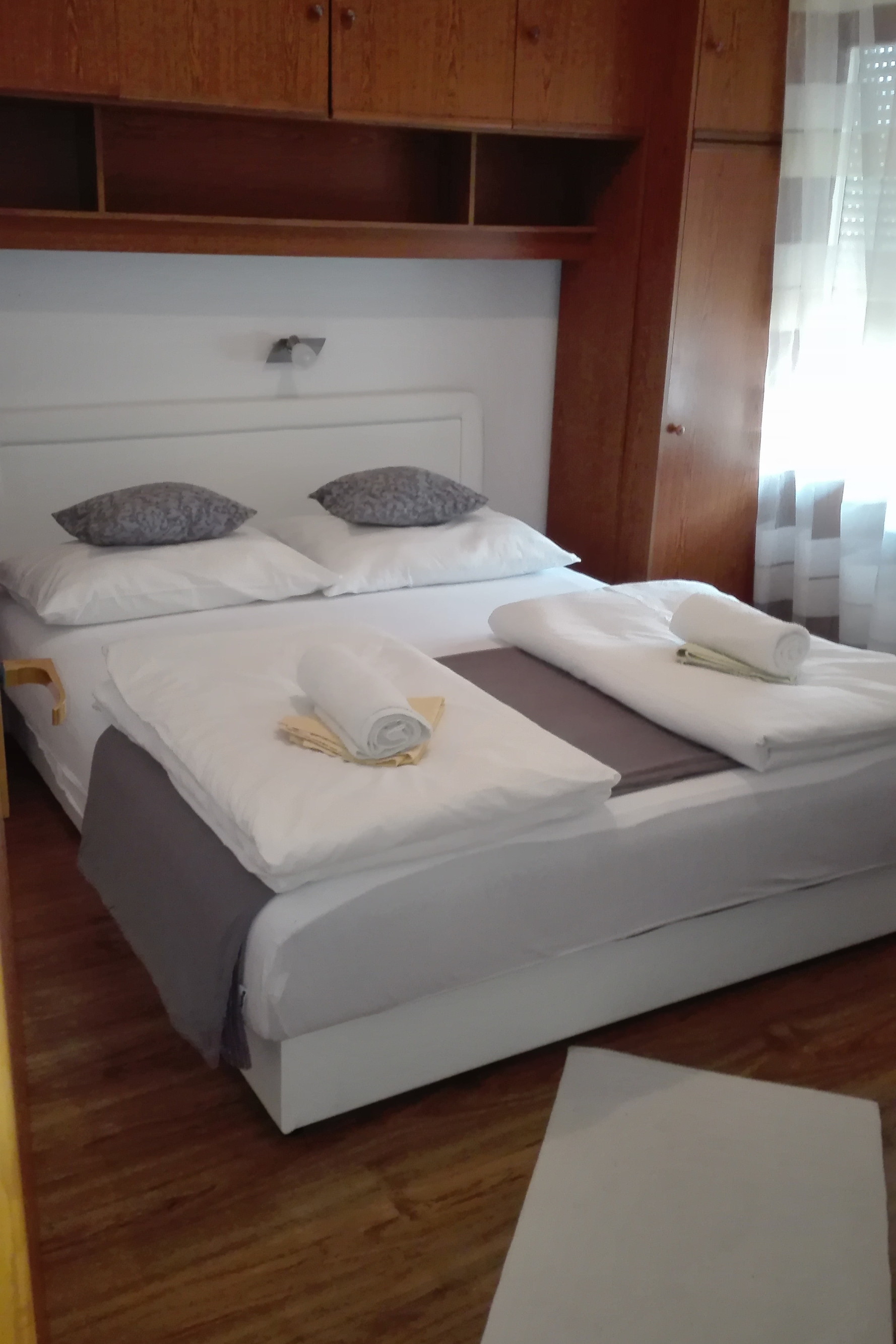 Two bedroom apartment with terrace Mundanije, Rab  A-c