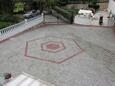 Parkeerplaats Mundanije, Rab, Parkeerplaats 5072 - Appartementen with sandy beach.