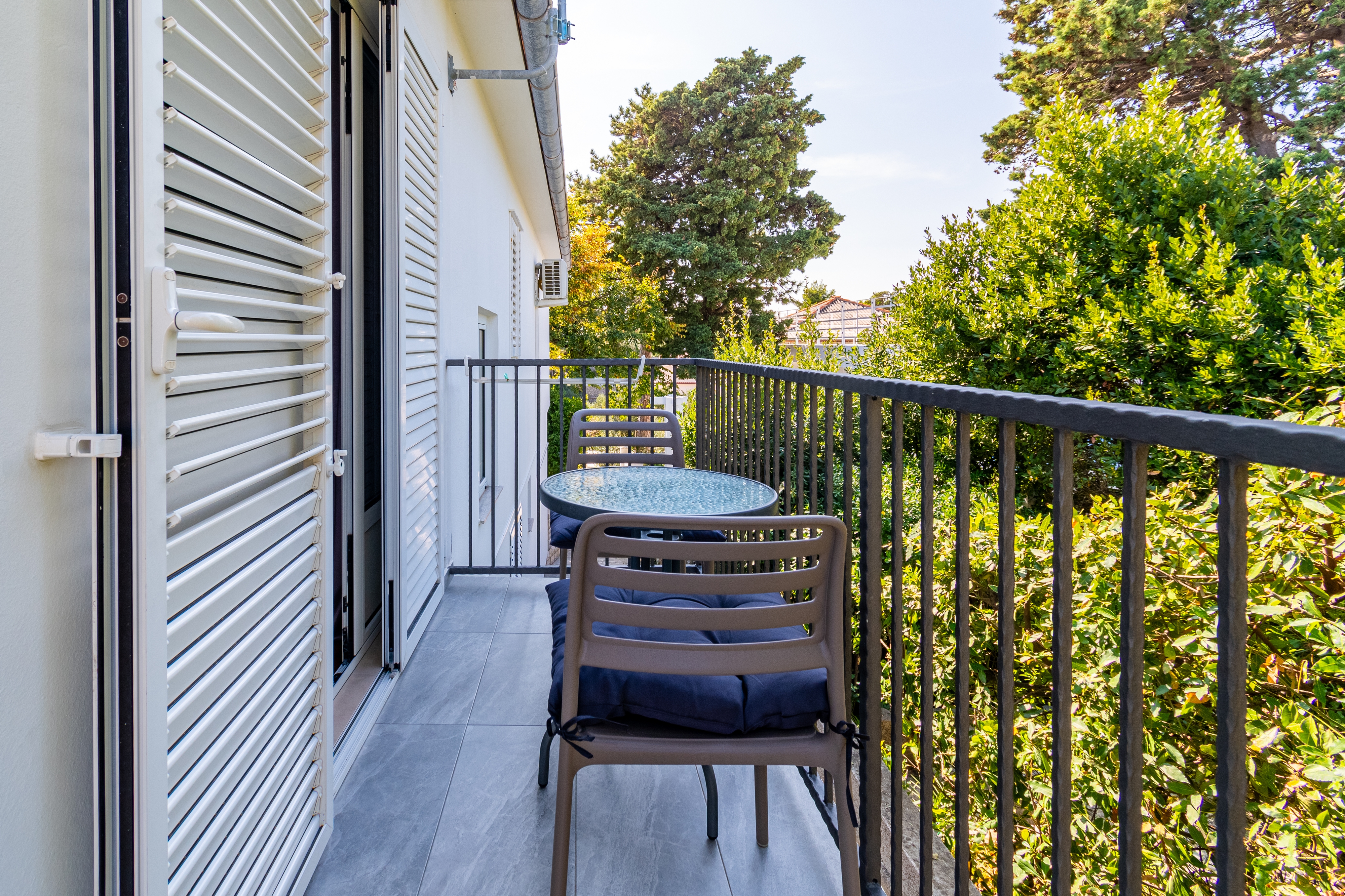 Studio flat with balcony Banjol, Rab  AS-a