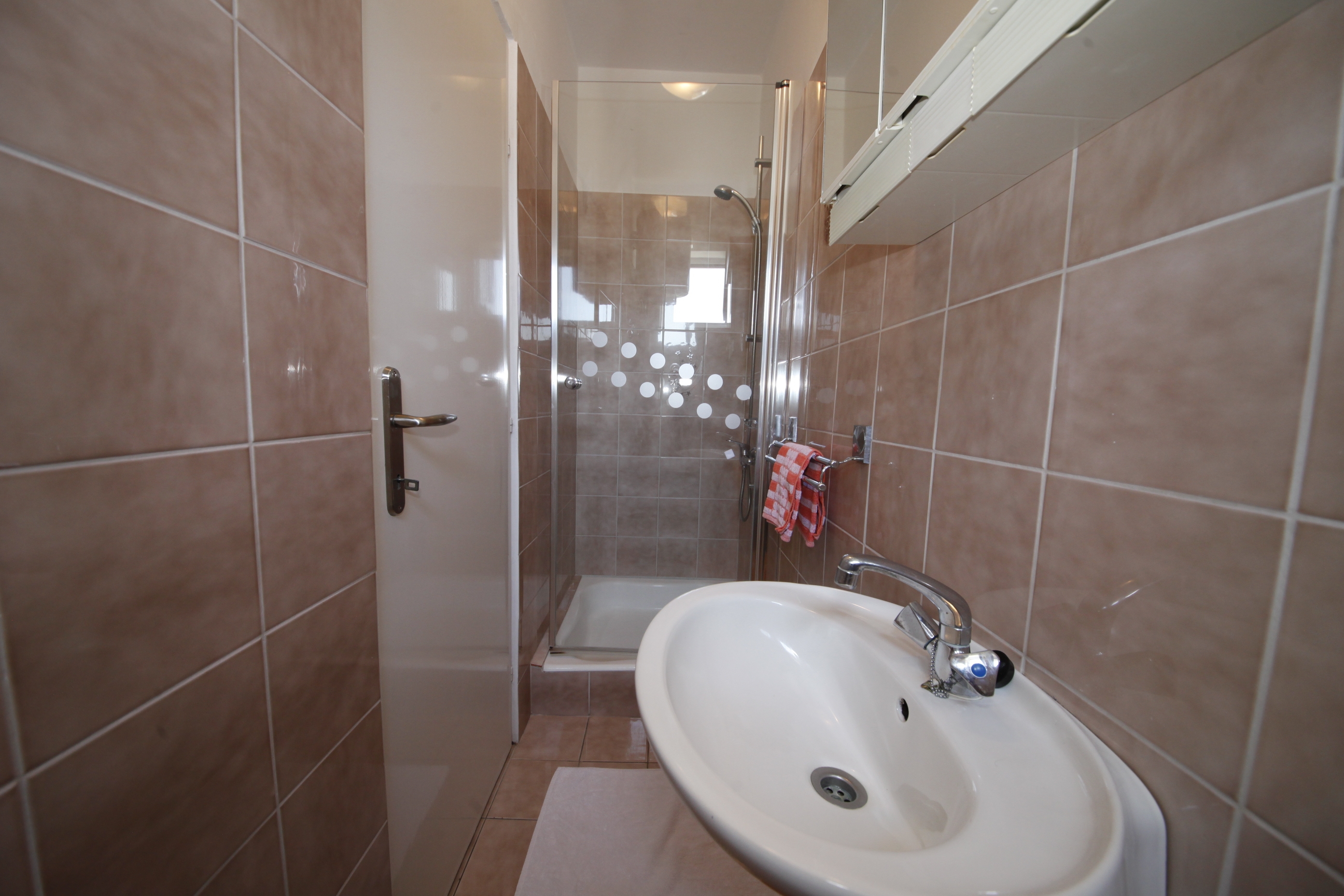 Room with balcony and sea view Banjol, Rab  S-b
