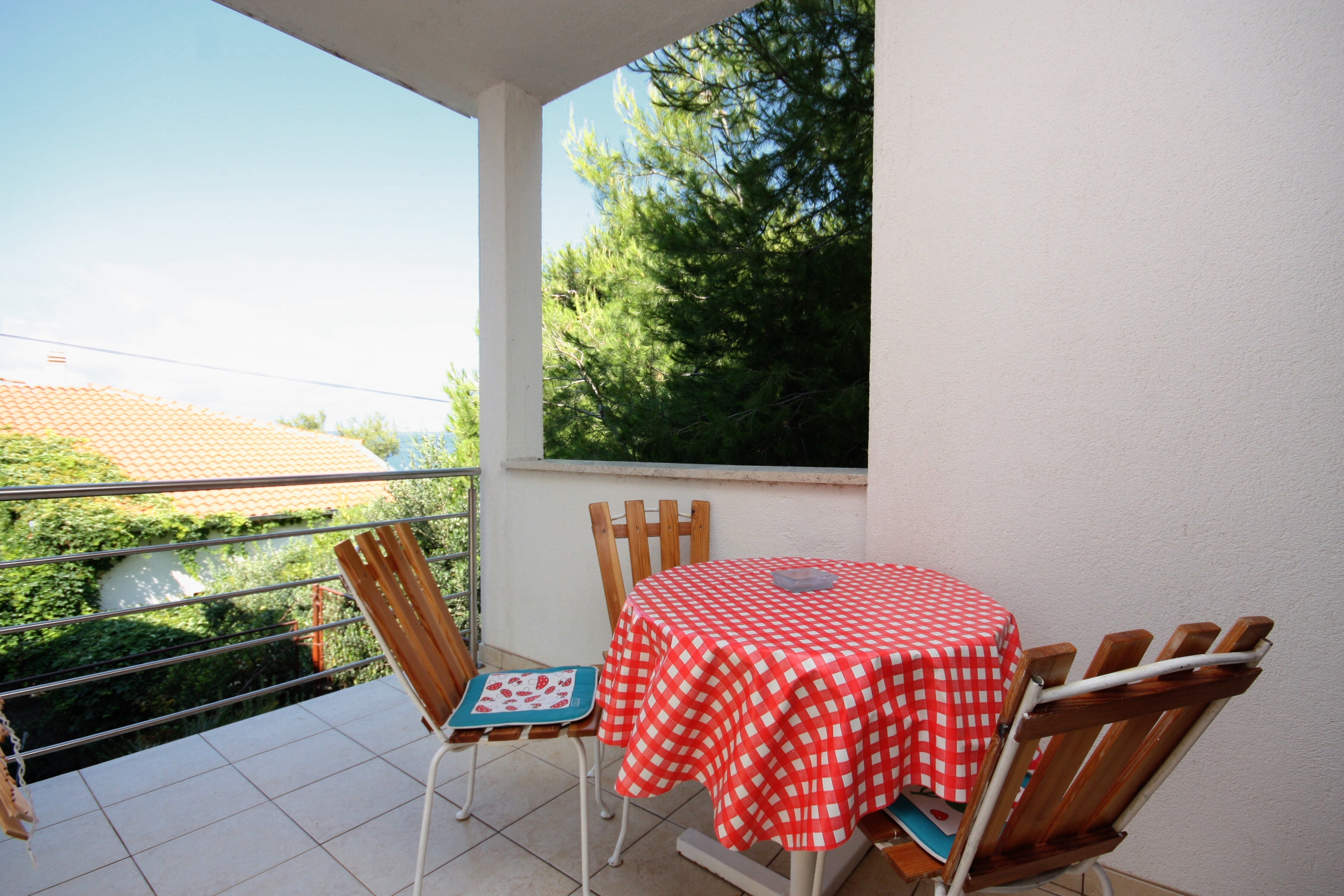 One bedroom apartment with terrace and sea view Murter (A-5078-b) One bedroom apartment with terrace and sea view Murter (A-5078-b)