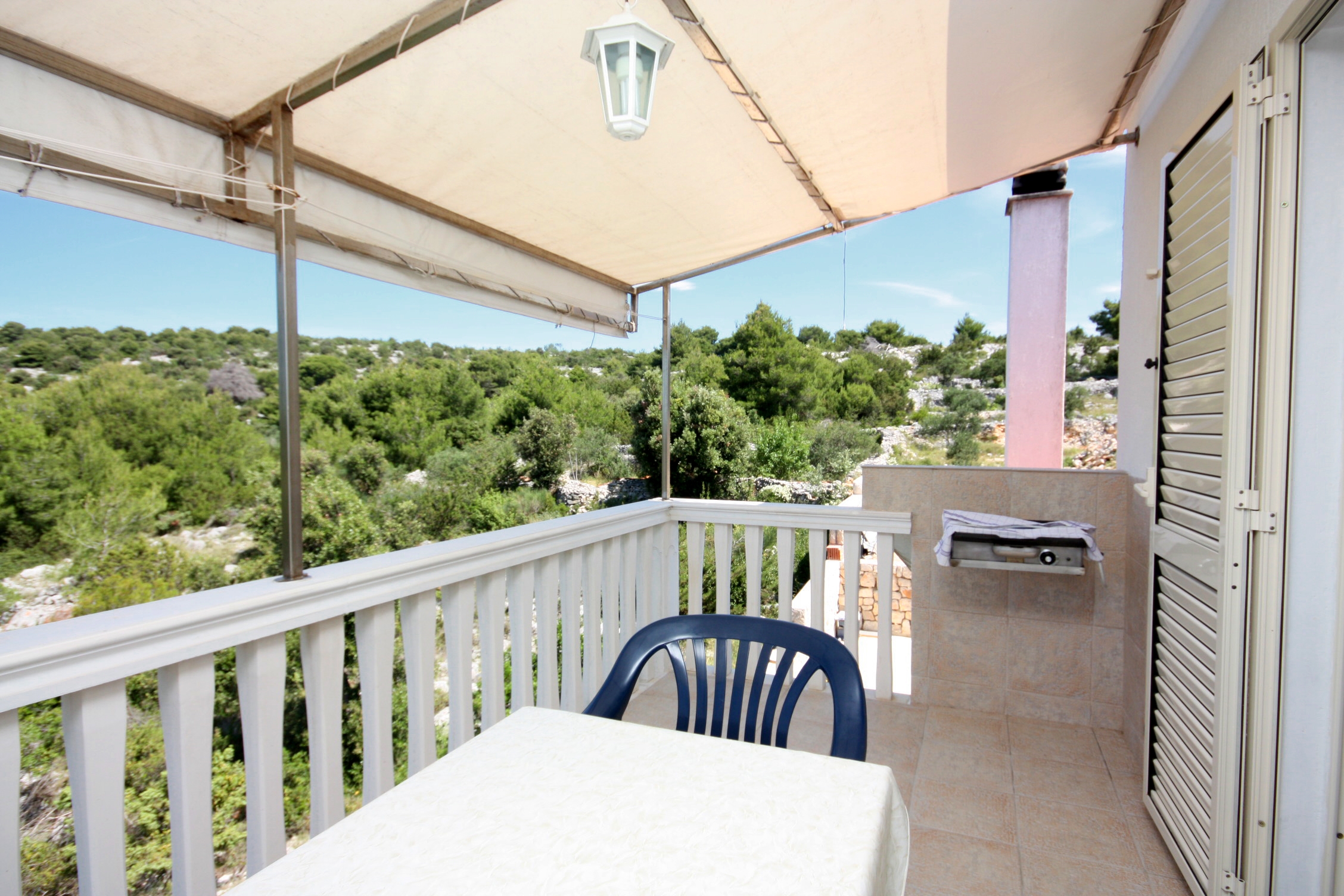 Two bedroom apartment with terrace and sea view Jezera, Murter  A-a