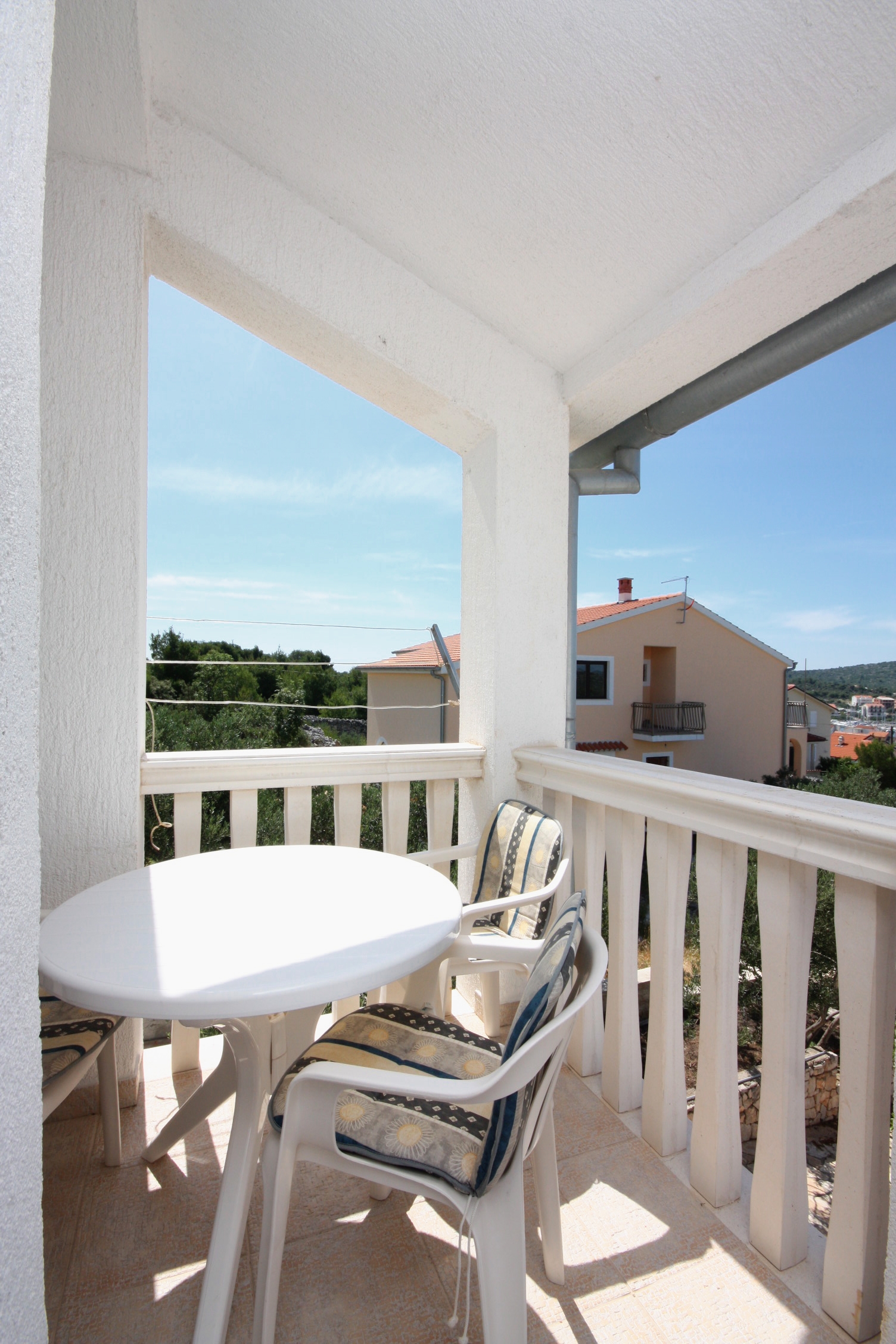 One bedroom apartment with balcony and sea view Jezera, Murter  A-b