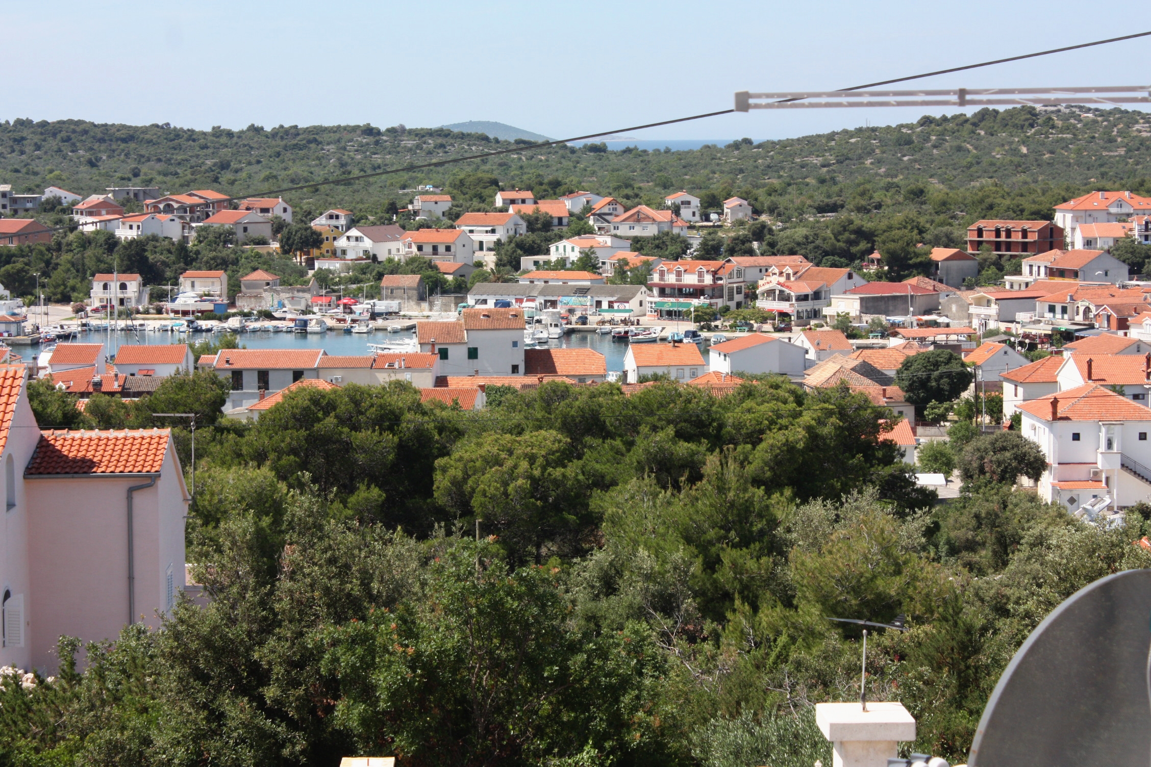 One bedroom apartment with balcony and sea view Jezera, Murter  A-b