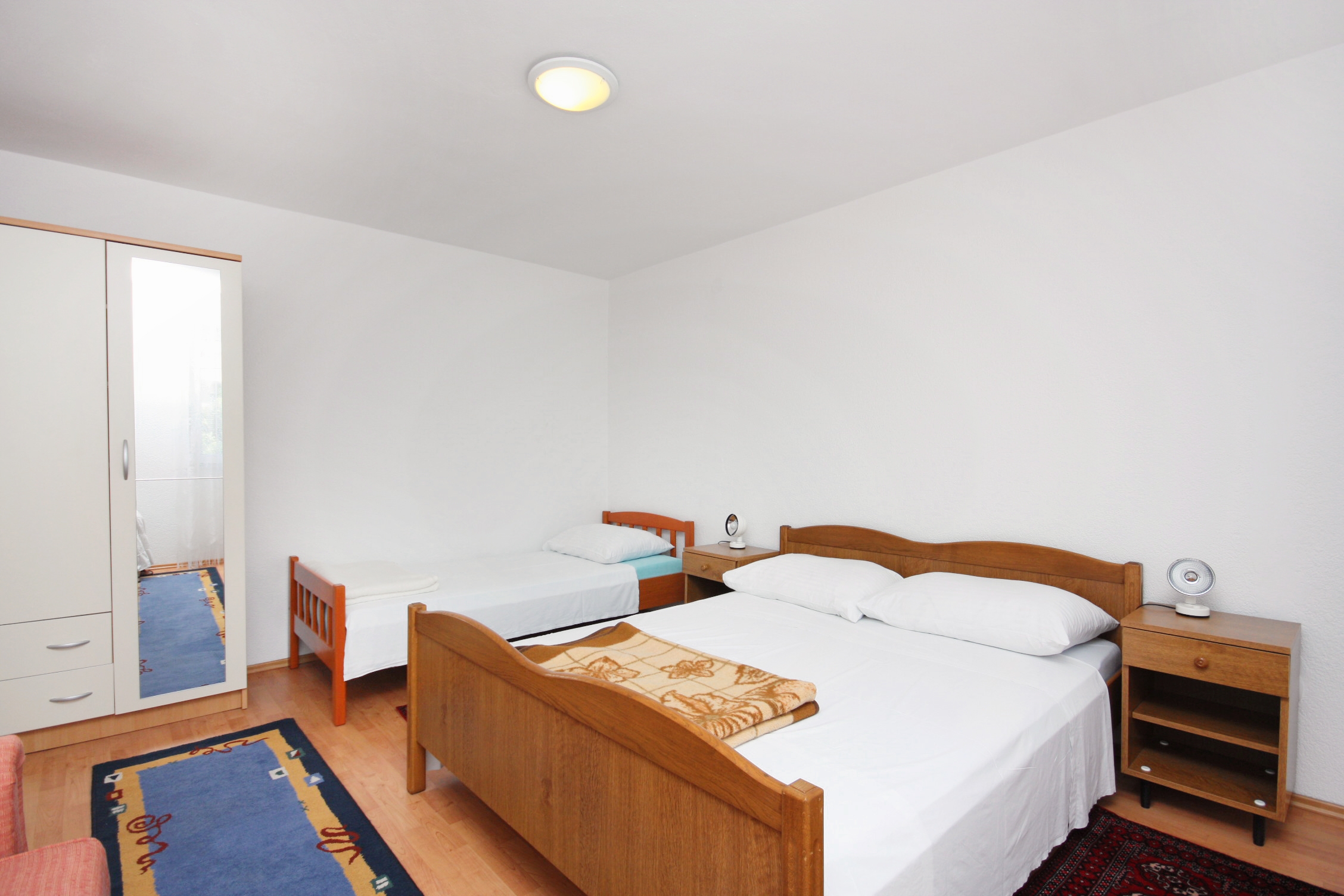 One bedroom apartment with terrace Murter (A-5084-c) One bedroom apartment with terrace Murter (A-5084-c)